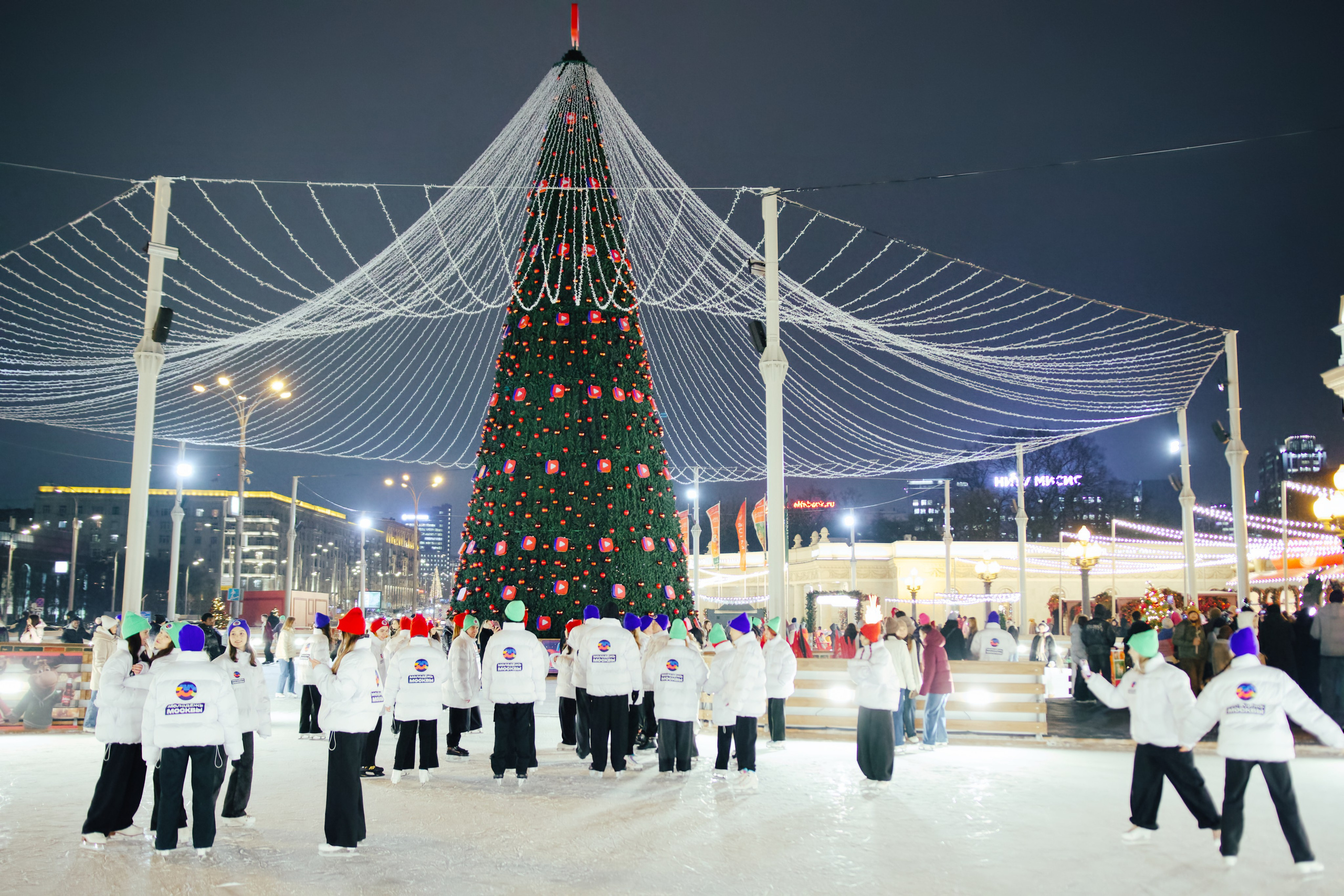 Открытие городских катков. Шилов Арсений — репортажный фотограф в Москве