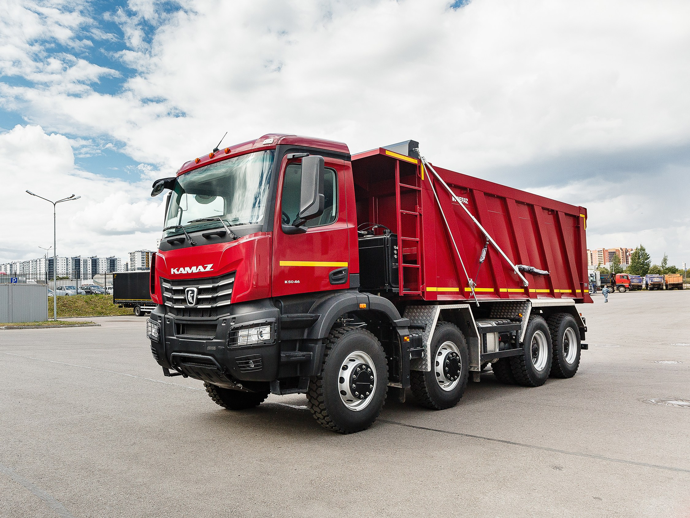 Автомобильный фотограф в СПб. Репортажная фотосъёмка в Санкт-Петербурге. Фотограф на мероприятие: выставки, презентации, автогонки. Фото для сайта, отчётов и публикации в сми. Профессиональный фотограф Сергей Пушкин. Промышленная фотосъёмка. Автопром. Фотосъёмка авто и спецтехники. Профессиональные фото большегрузов.