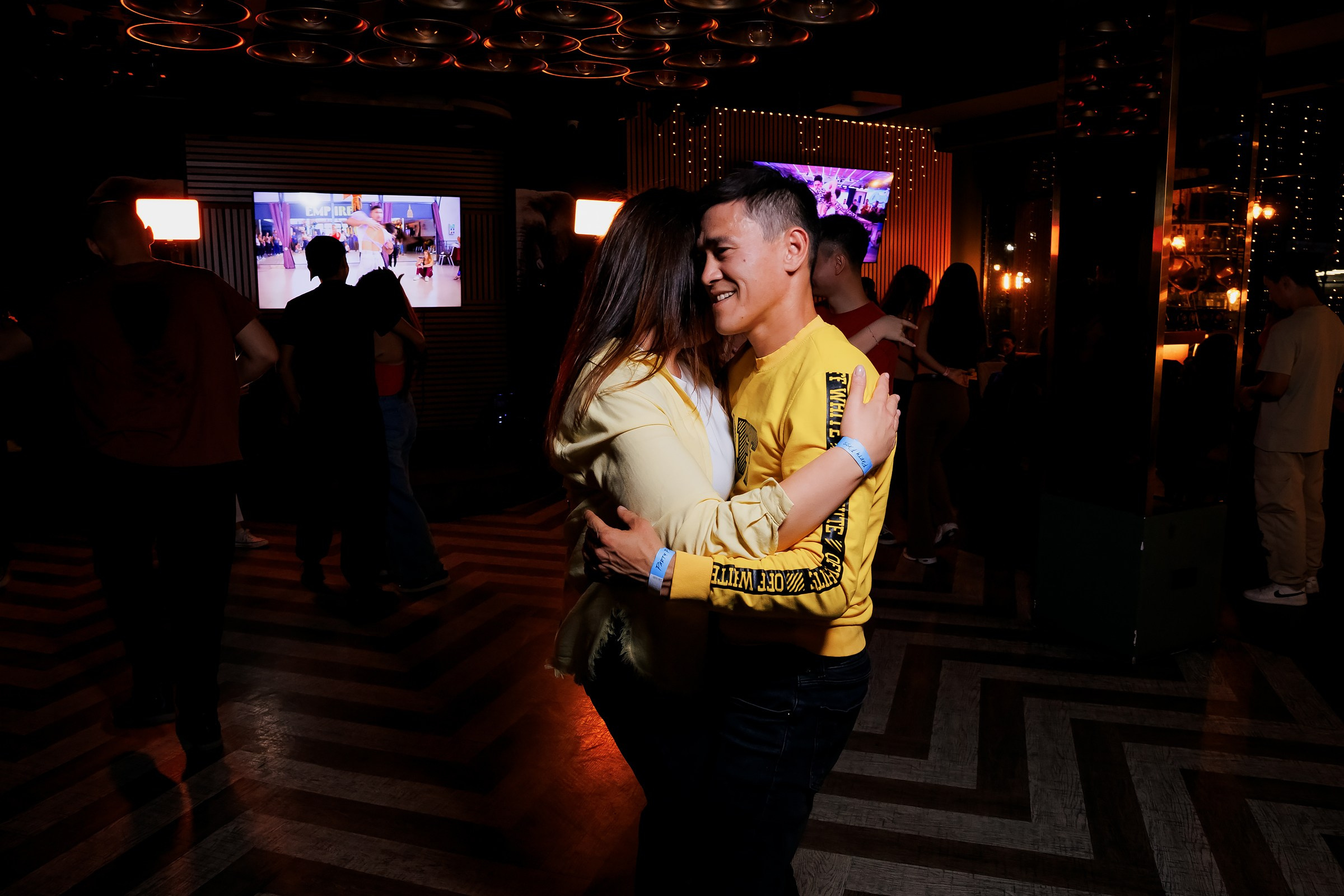 Bachata party by One Flick-BayMax. Репортажный фотограф в Алматы Каюпов Сержан
