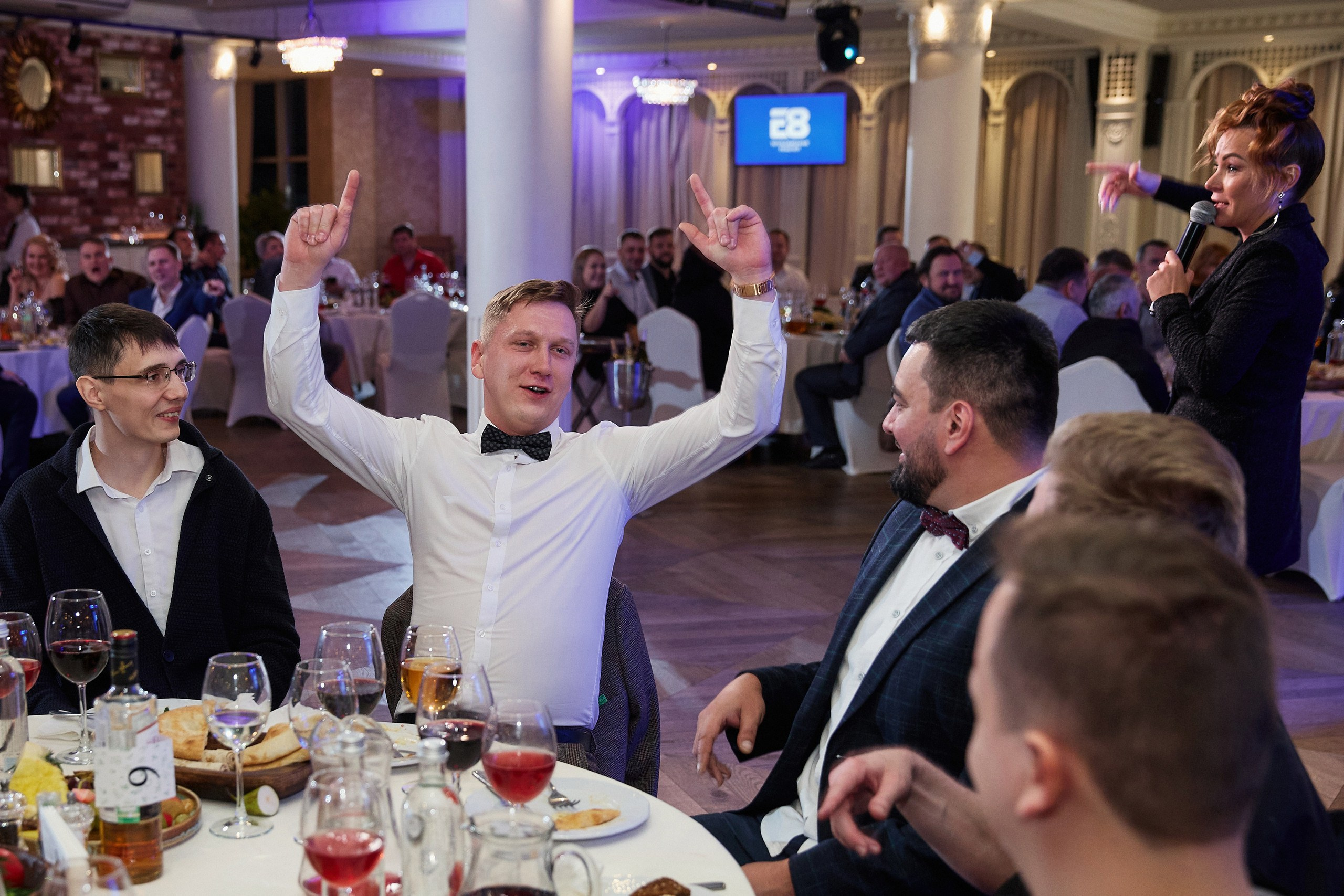 E8 / Новогодний корпоратив. Другой взгляд на фотографию