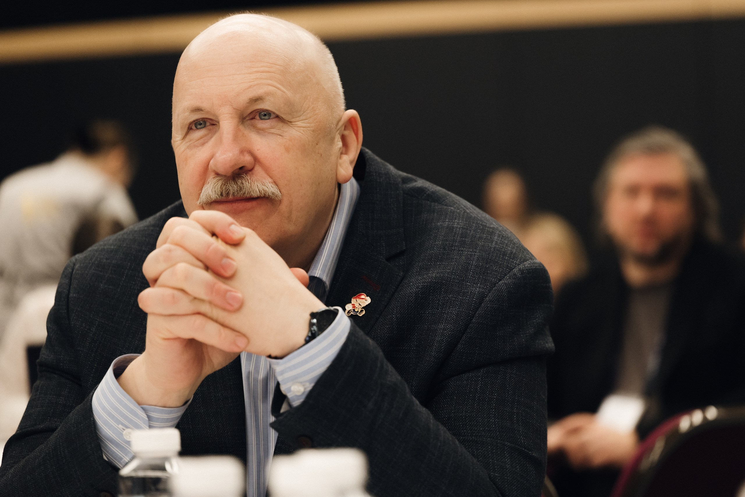 НАОМ. Репортажный фотограф в Санкт-Петербурге Евгений Перевалов