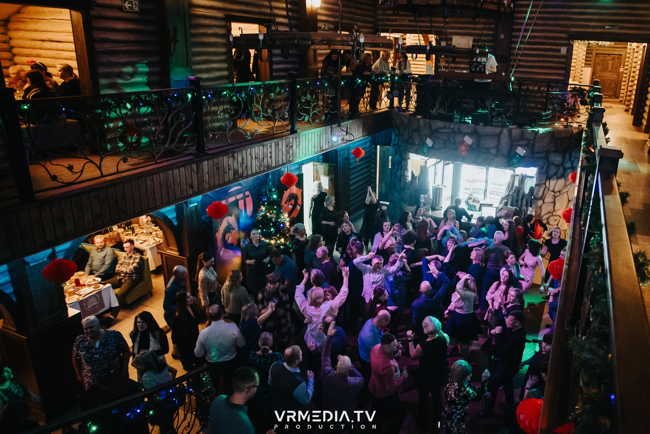 Новогодний вечер «У Петровича»