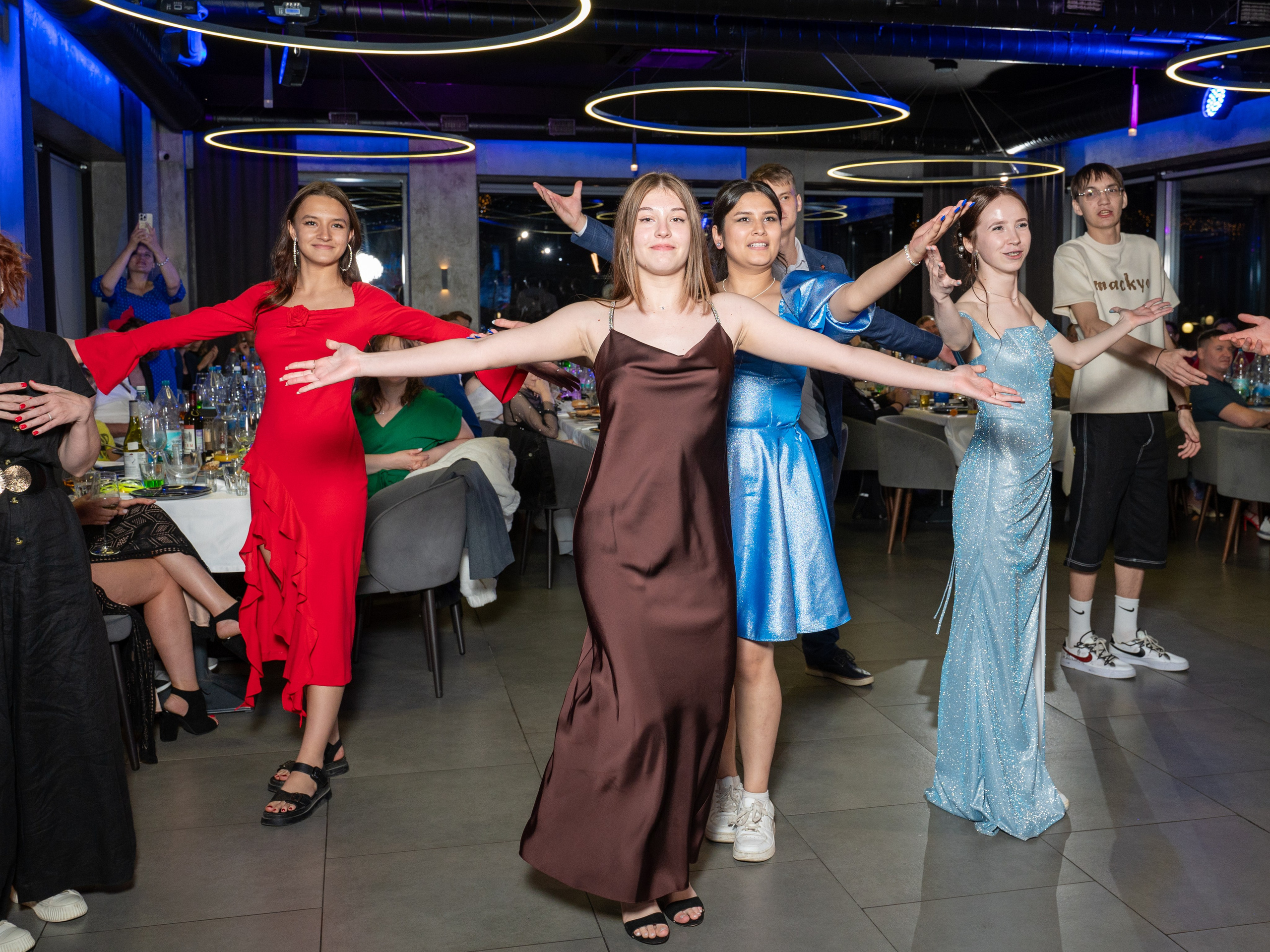 Выпускной вечер 11 «A» в SOSNOVOE Family Club. Фотограф в Самаре