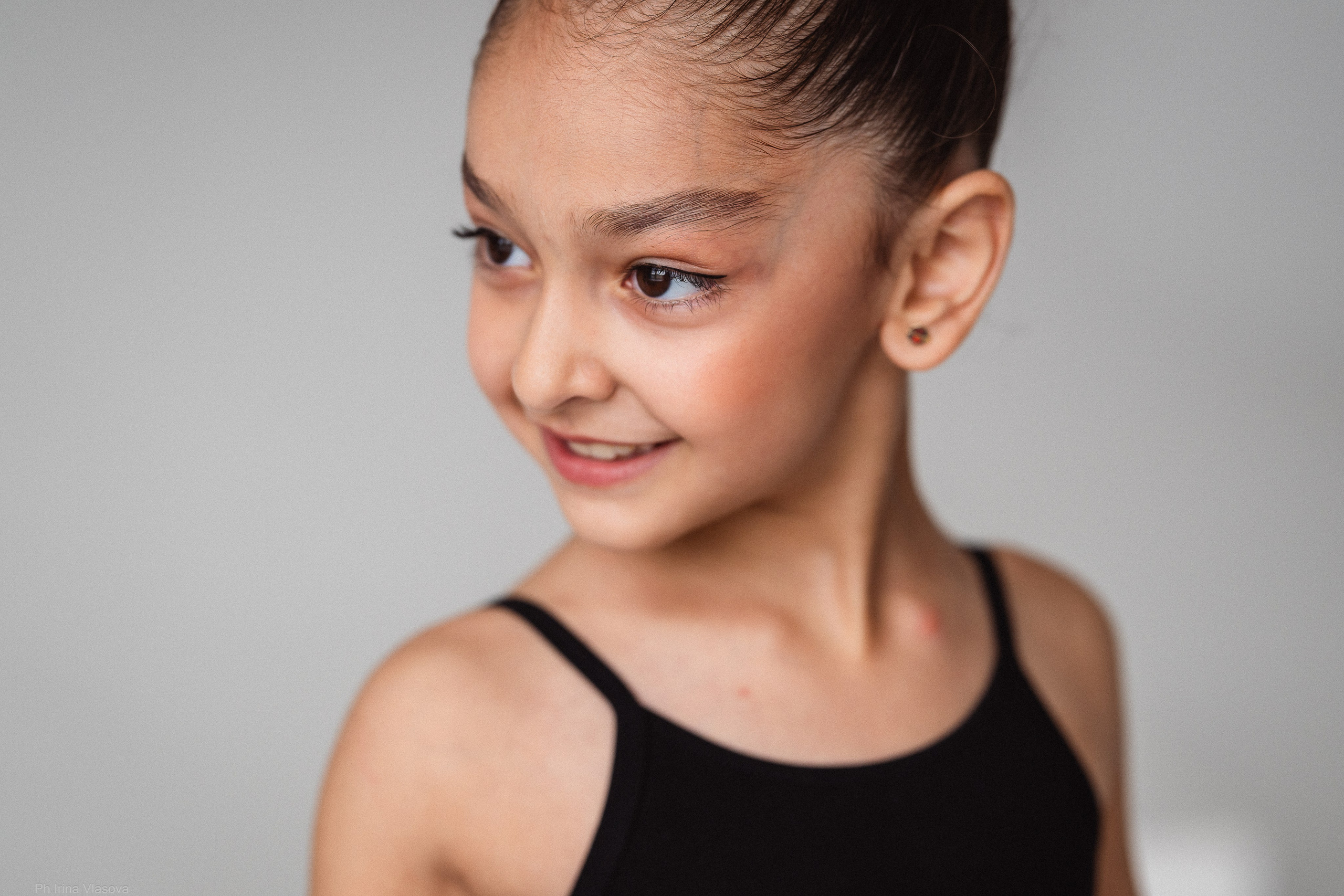 Девичий портрет маленькие артисты (дети 4-8 лет). Спортивный и портретный фотограф