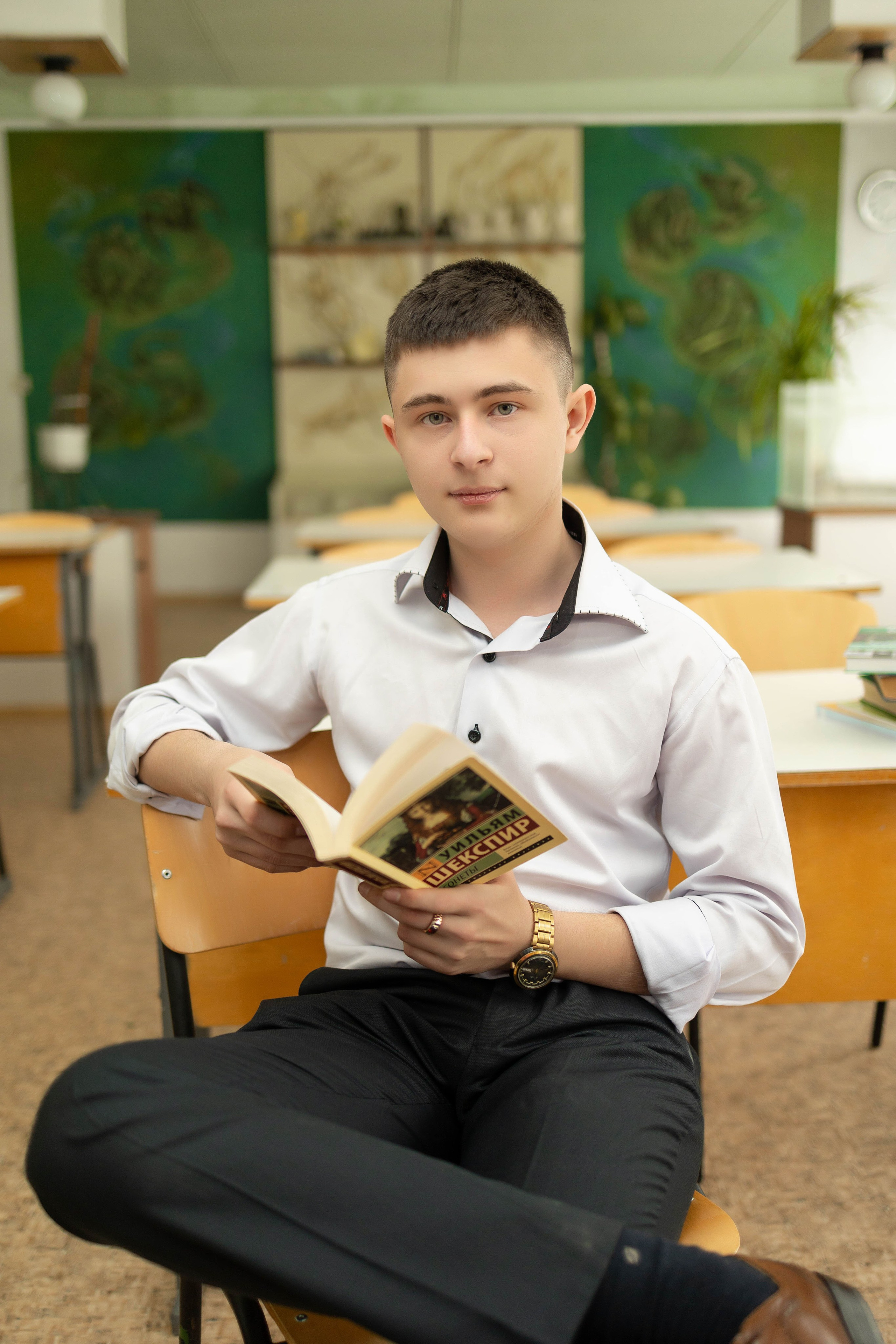 Гимназия «Интеллект». Фотограф Донецк. Горловка. ДНР. Севастополь