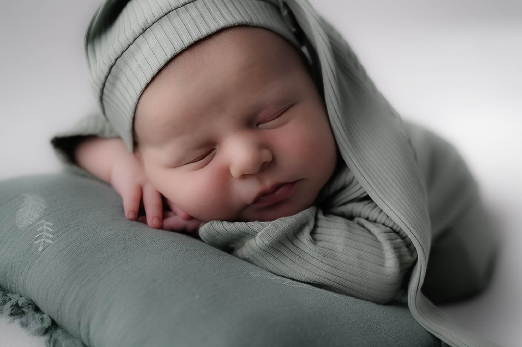 Ирина Губанова — фотограф новорождённых. Фотограф в России, Семейный фотограф, репортажный фотограф, детский фотограф, портретный фотограф, контент фотограф, универсальный фотограф