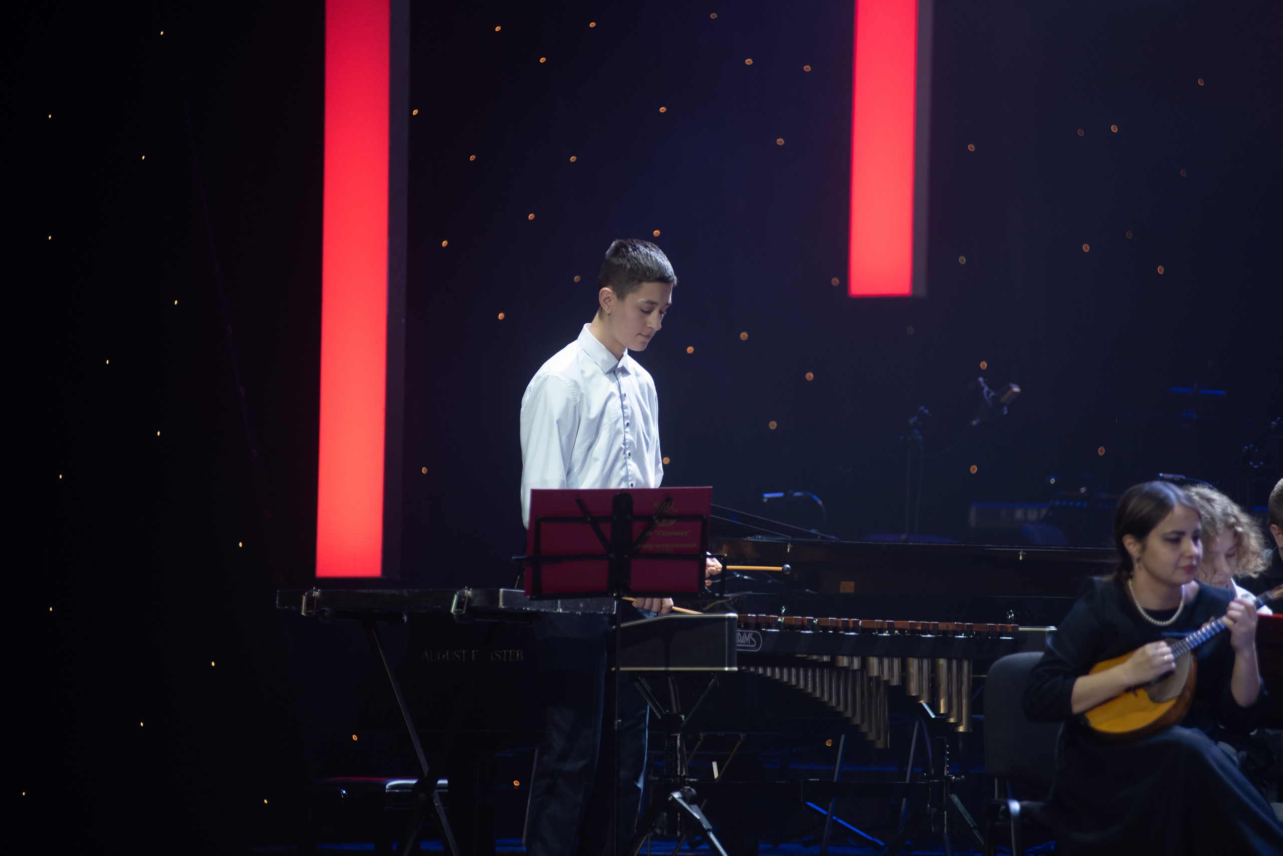 Отчетный концерт ДШИ «Гармония» «Зимняя гармония». Фотограф новорожденных, семейный детский в Тюмени Татьяна Морозова