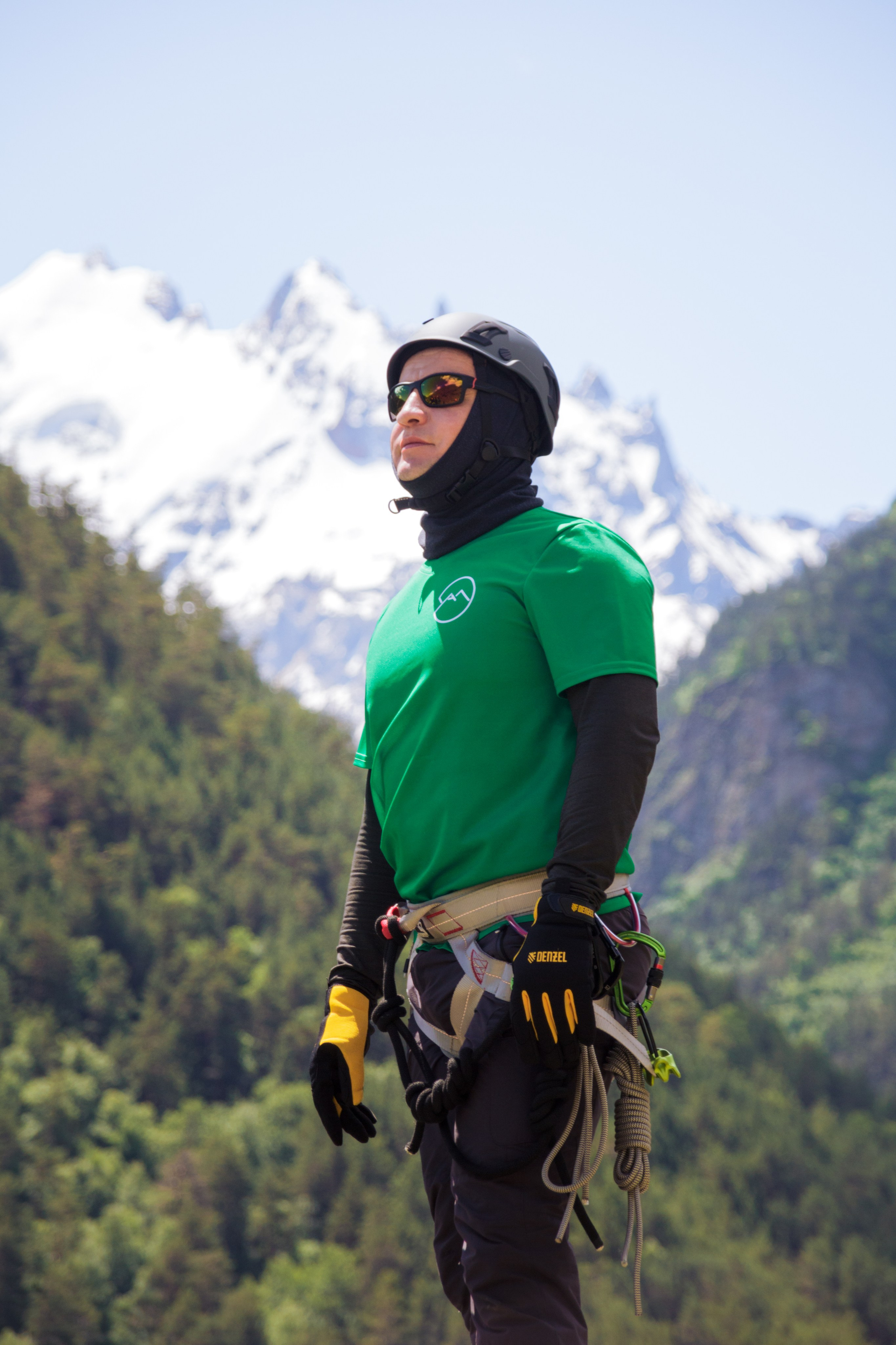 Тренировка на скалах в альплагере (Пример съемки). Фотограф Котий Даниил