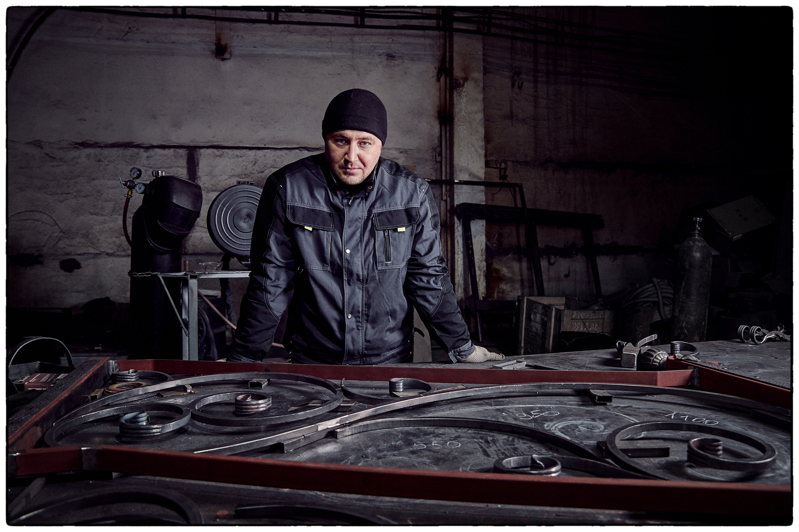 Съемка в кузнице города Качканар. Контент для бизнеса в Екатеринбурге Полдень Медиа