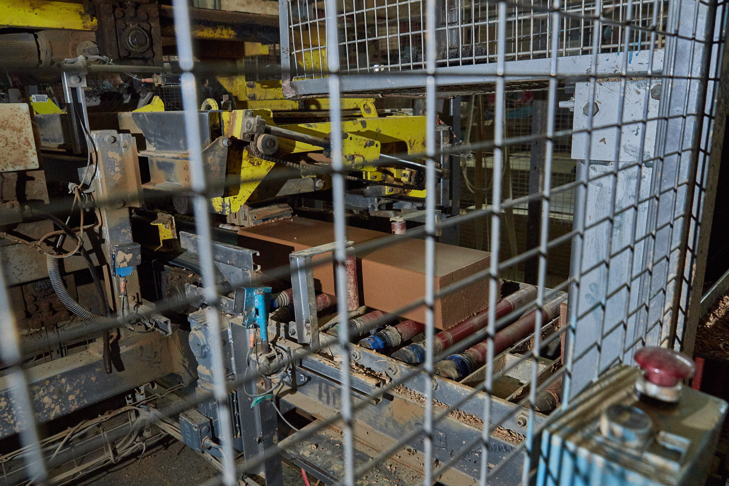 Репортаж с кирпичного производства. Контент для бизнеса в Екатеринбурге Полдень Медиа