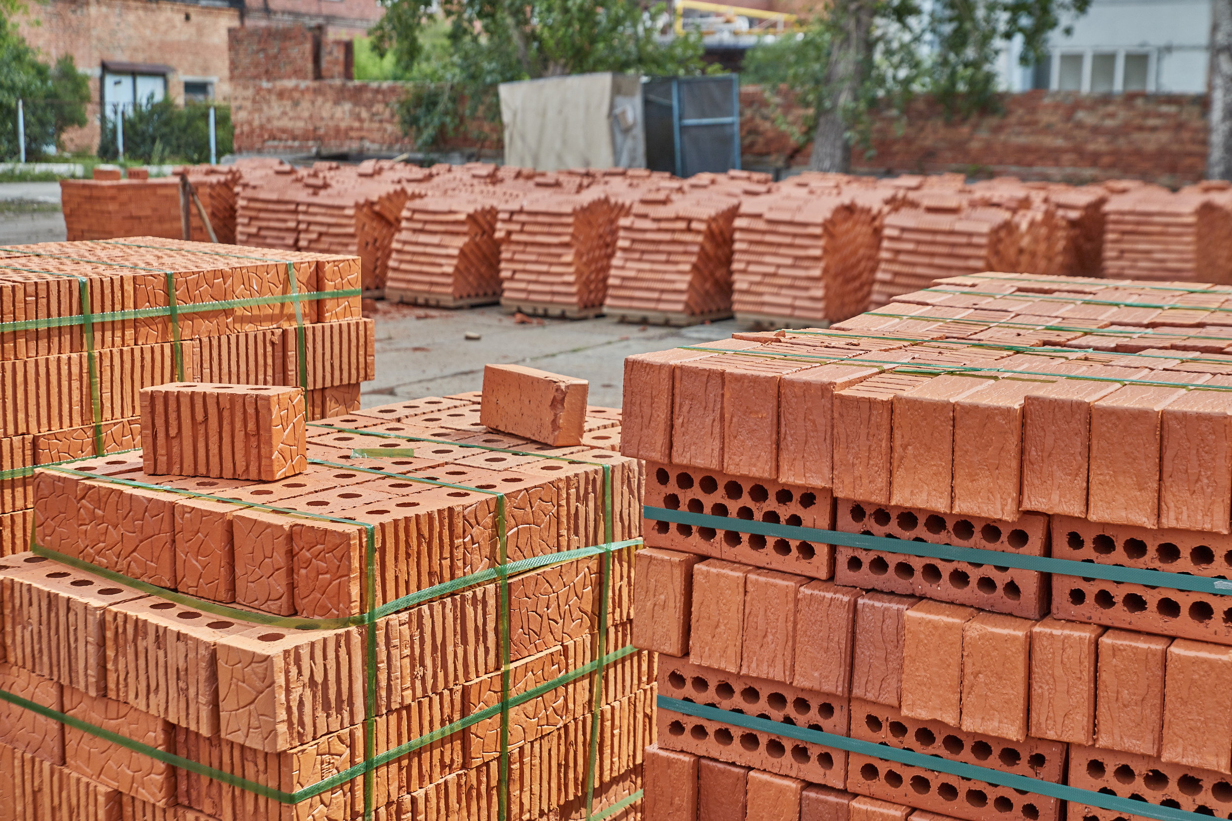 Репортаж с кирпичного производства. Контент для бизнеса в Екатеринбурге Полдень Медиа