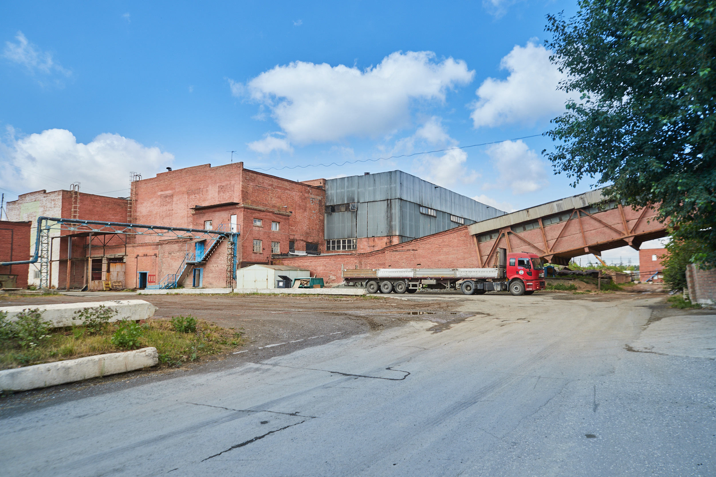 Репортаж с кирпичного производства. Контент для бизнеса в Екатеринбурге Полдень Медиа