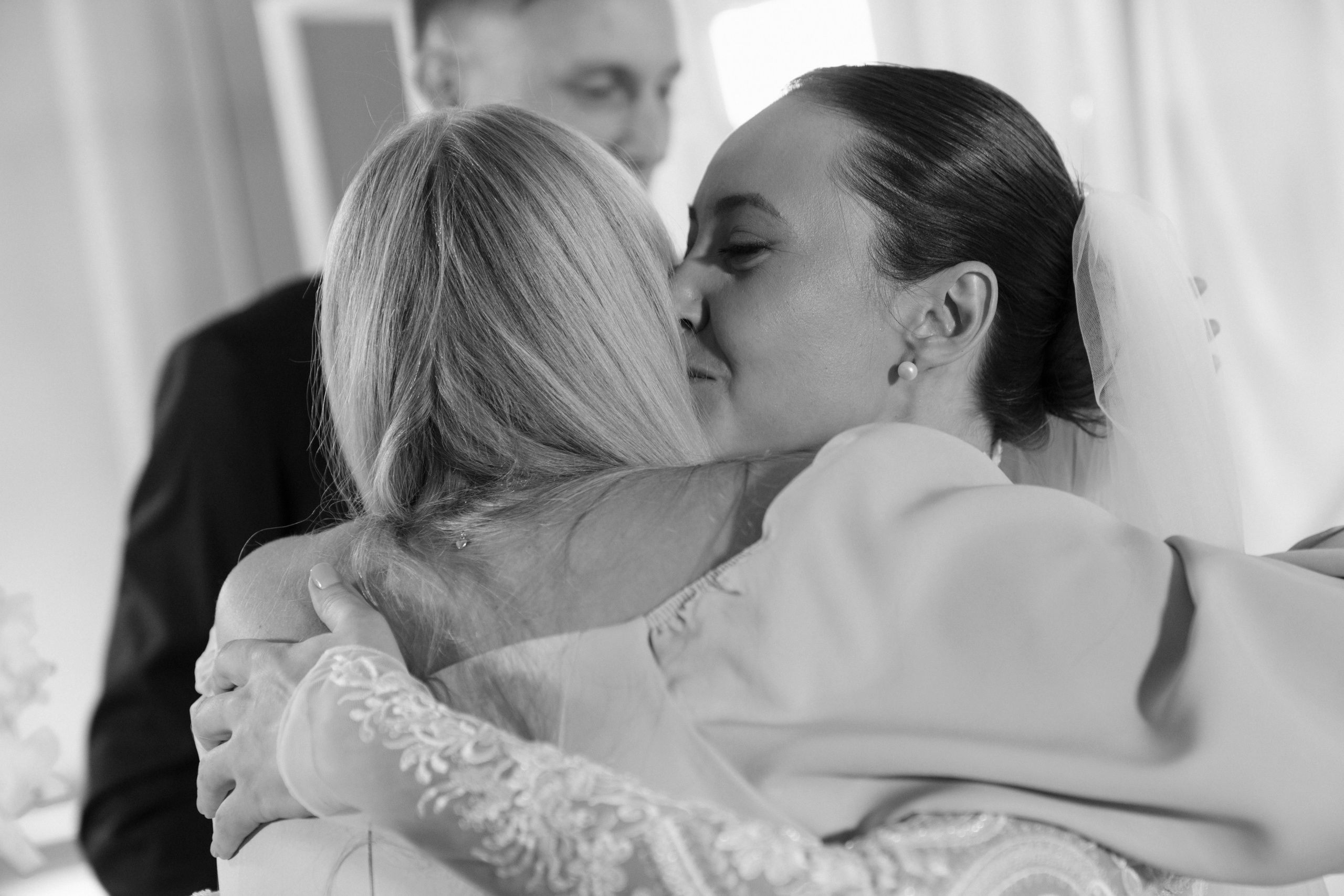 Любовь насквозь видно. Свадебный фотограф Наташа Брифли