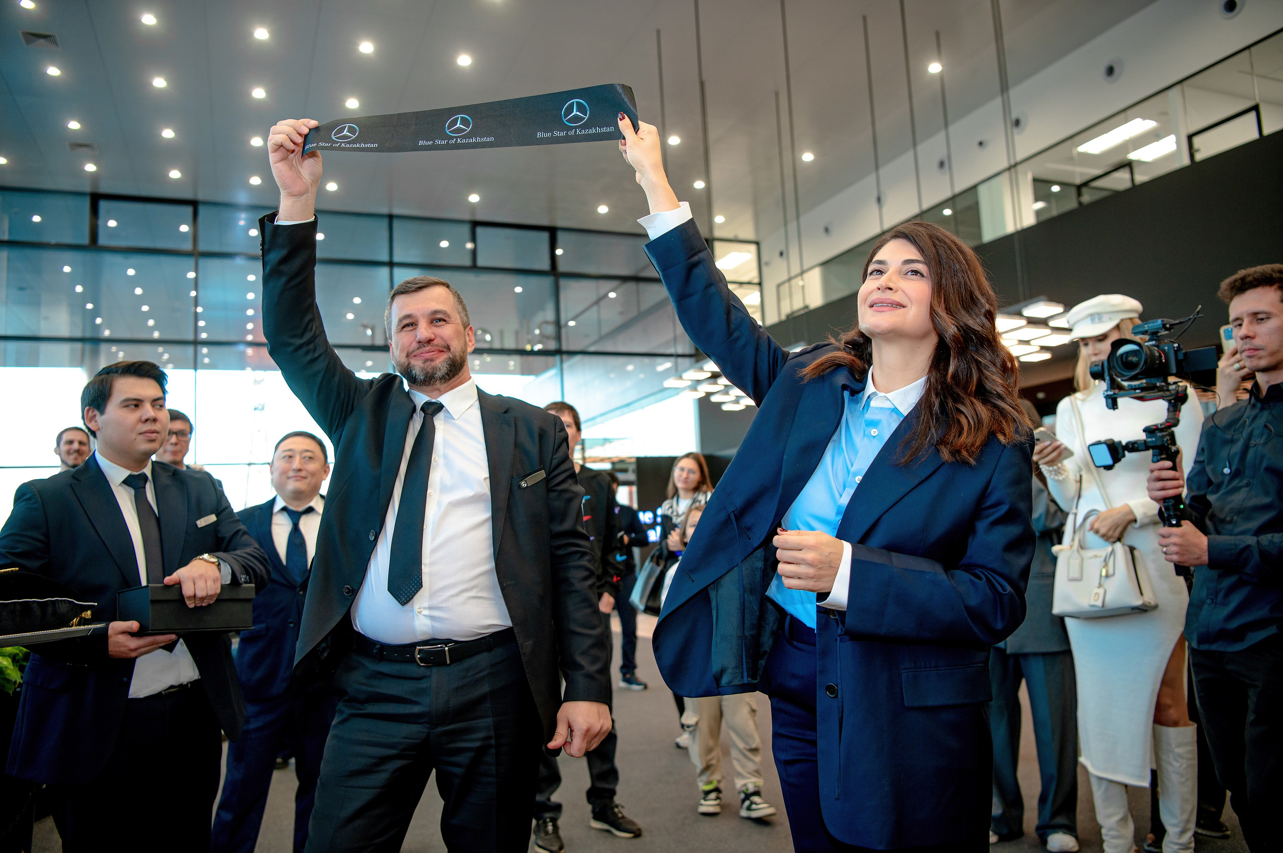 Презентации. Открытия. Елена Северина фотограф, Алматы: репортаж (спорт, концерты, конференции), предметная и фуд-съёмка, портреты, каталоги, фэшн, ретушь