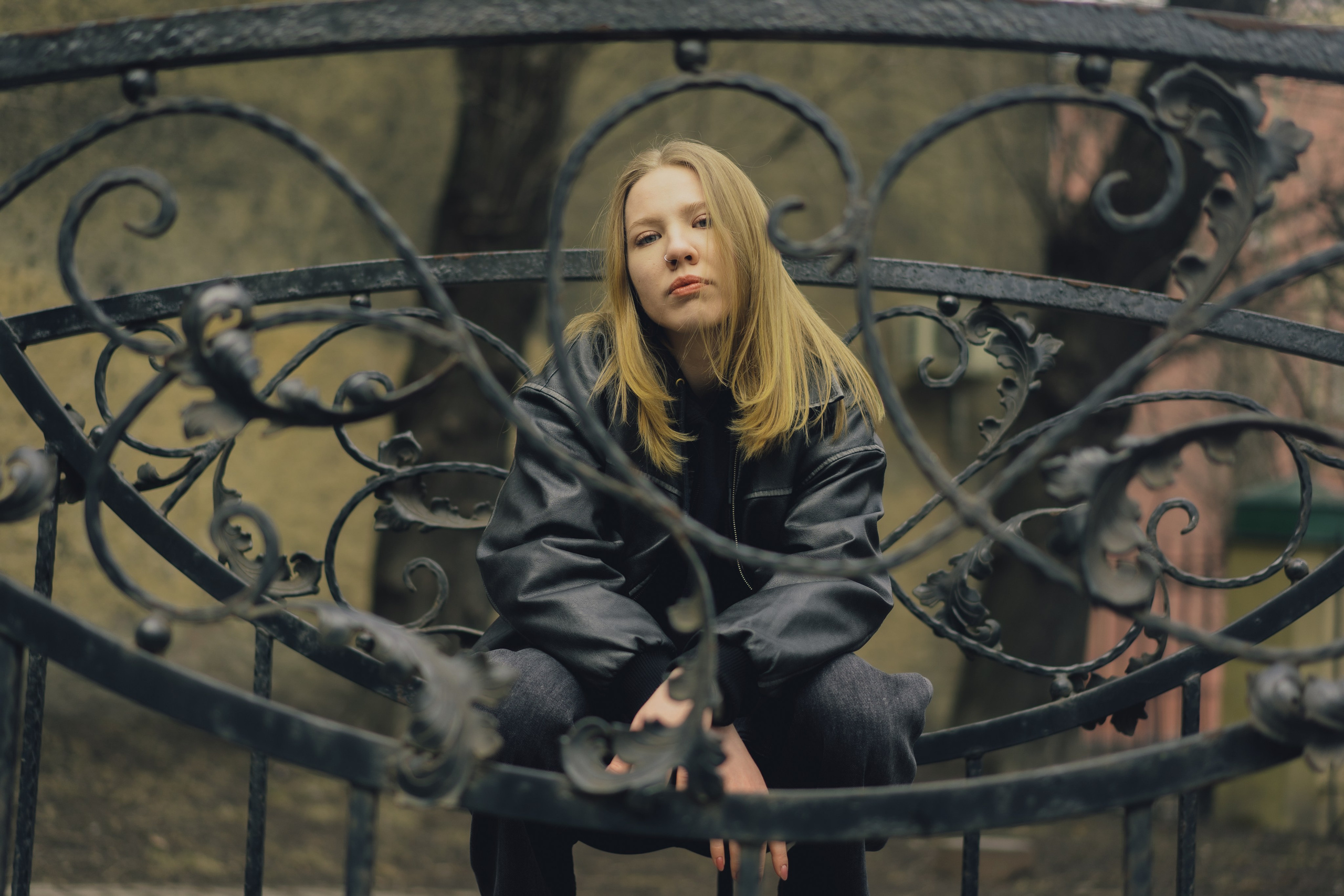 Прогулочная фотосессия по Обводному каналу. Виктория Спорова. Ваш портретный фотограф в Санкт-Петербурге