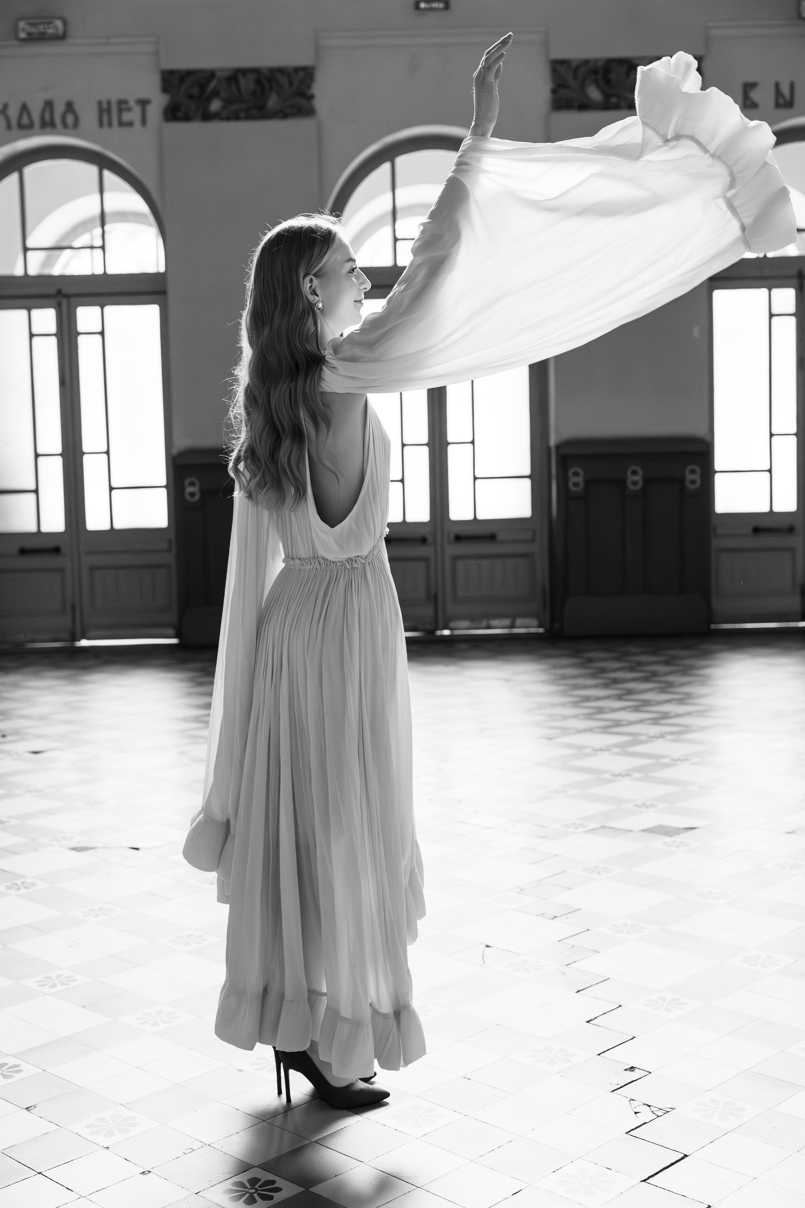 Даша и Константин Витебский вокзал. Фотограф/видеограф в Санкт-Петербурге Динара Гольдина