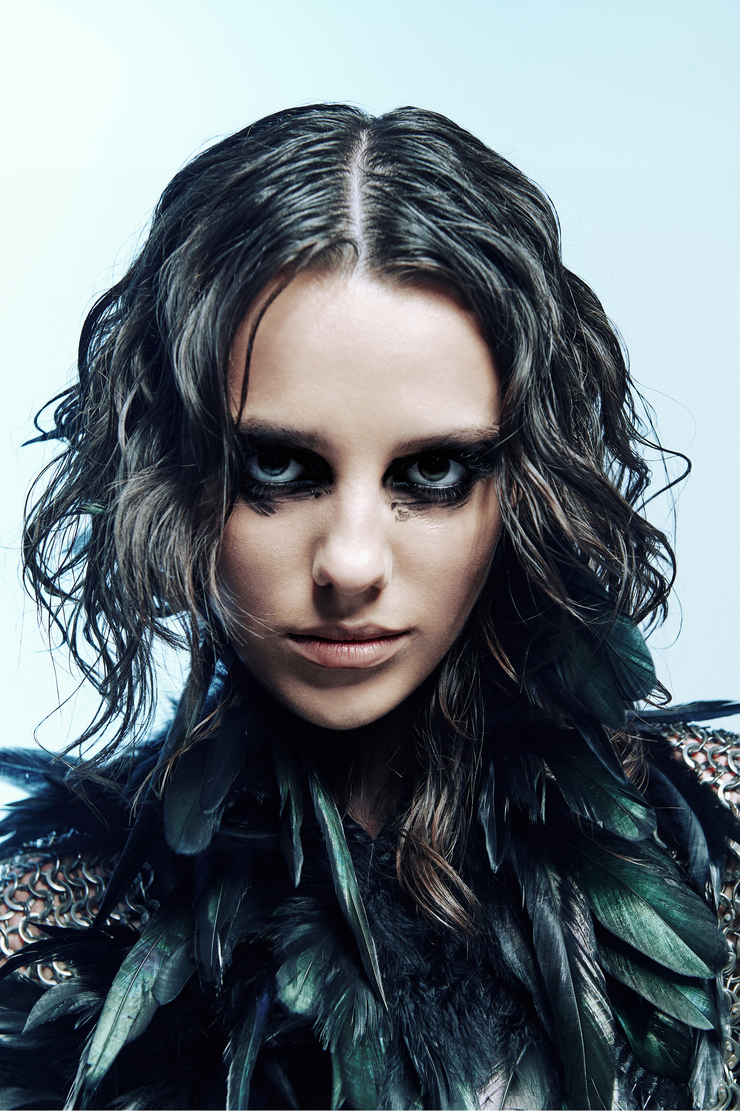 Love in metal. Z H U R A V L E V