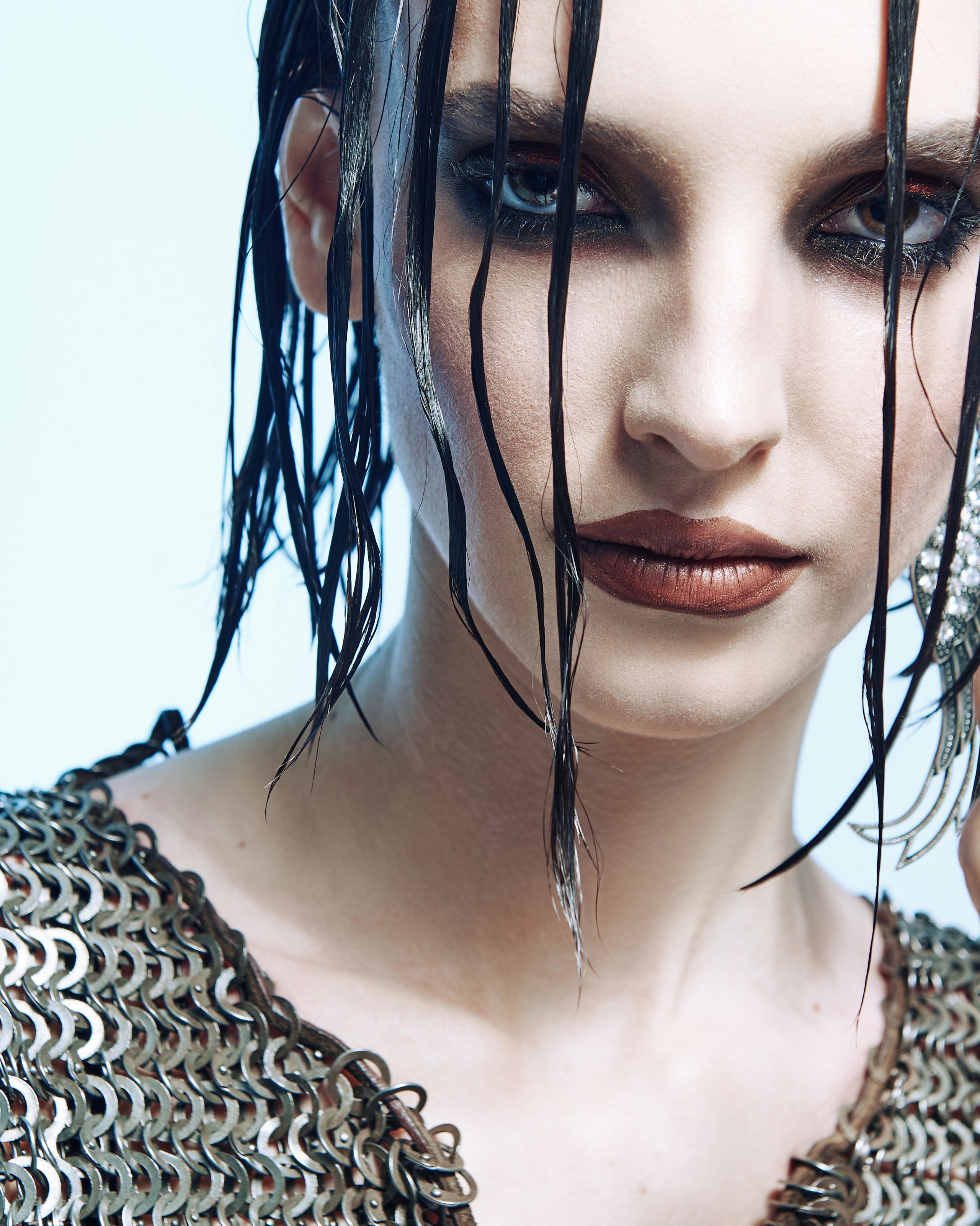 Love in metal. Z H U R A V L E V