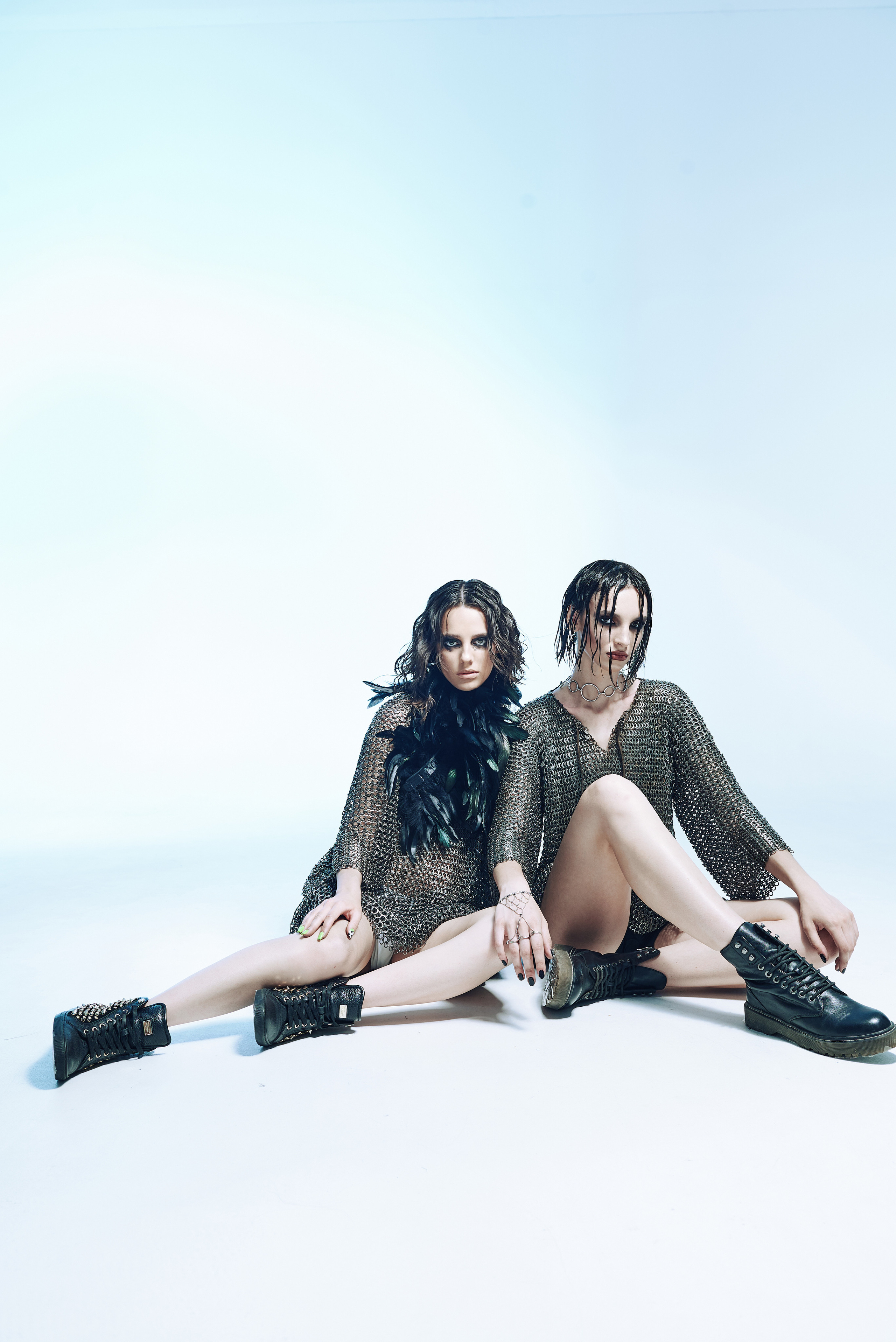 Love in metal. Z H U R A V L E V