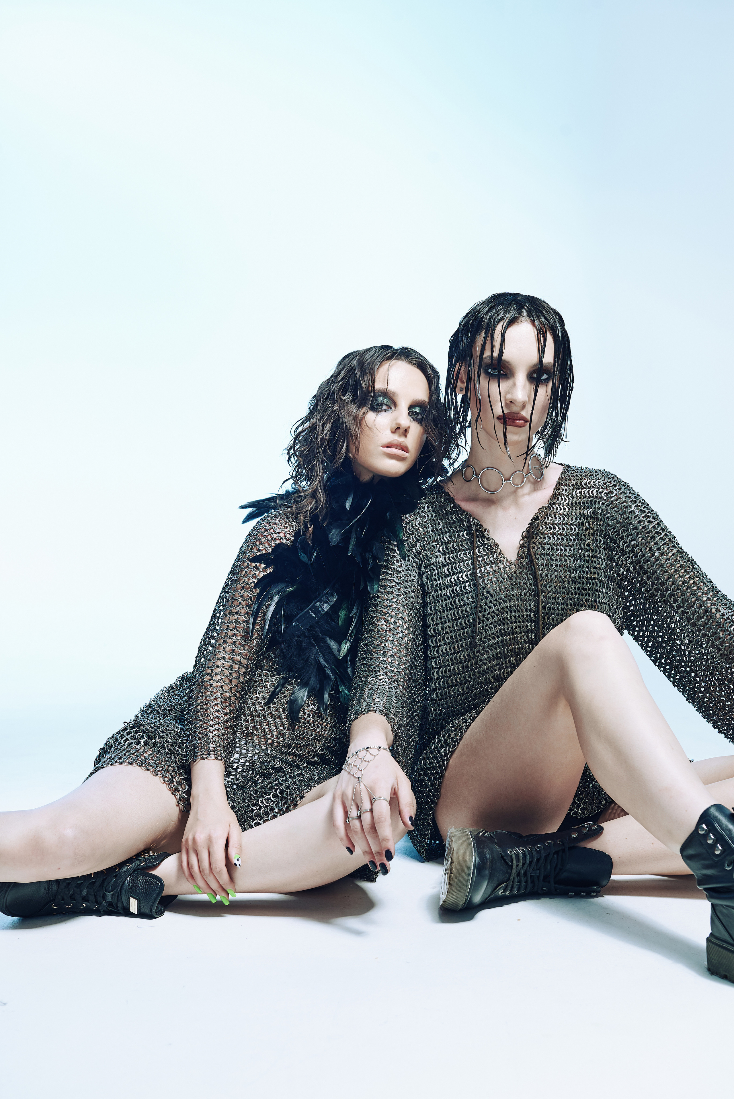 Love in metal. Z H U R A V L E V