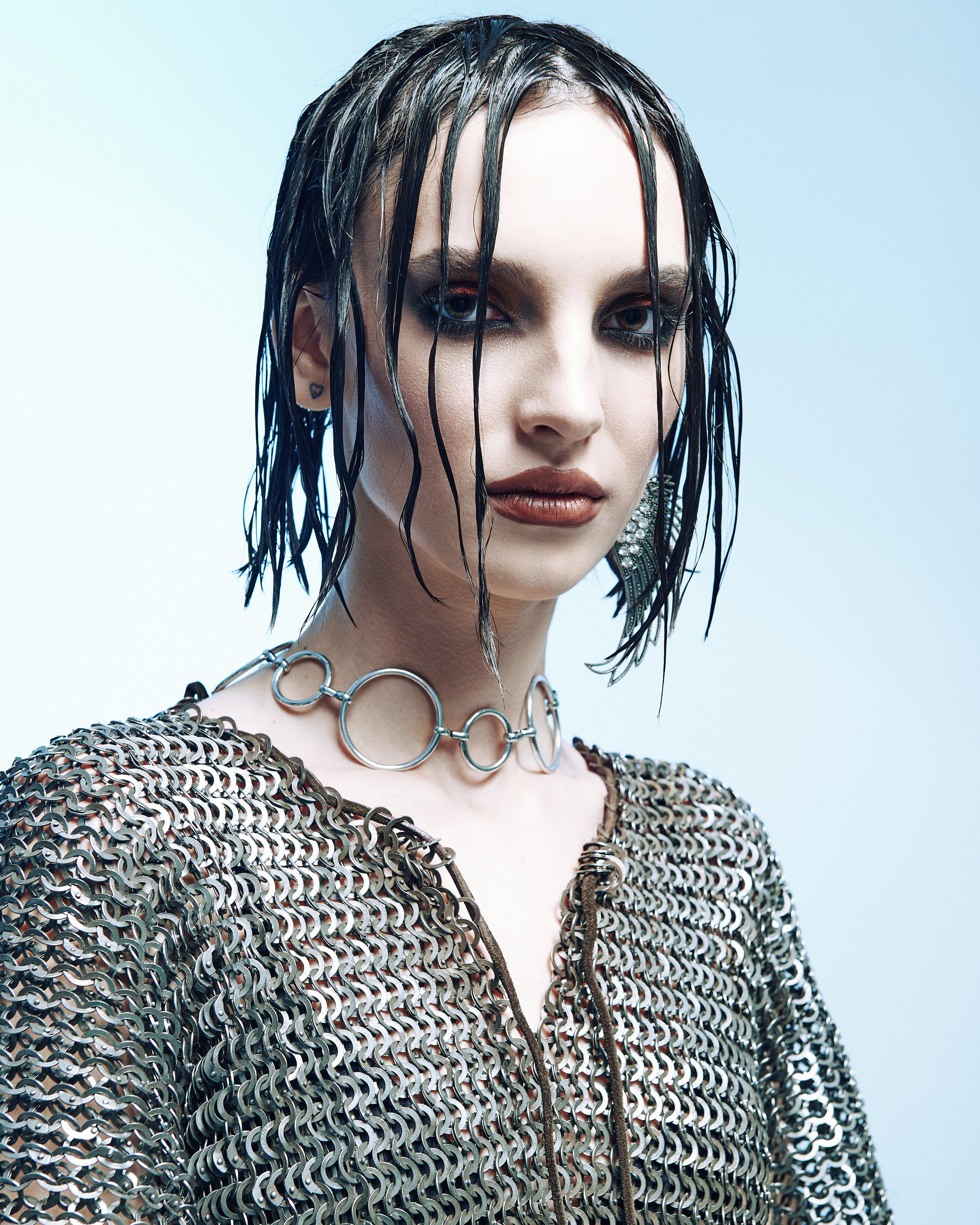 Love in metal. Z H U R A V L E V