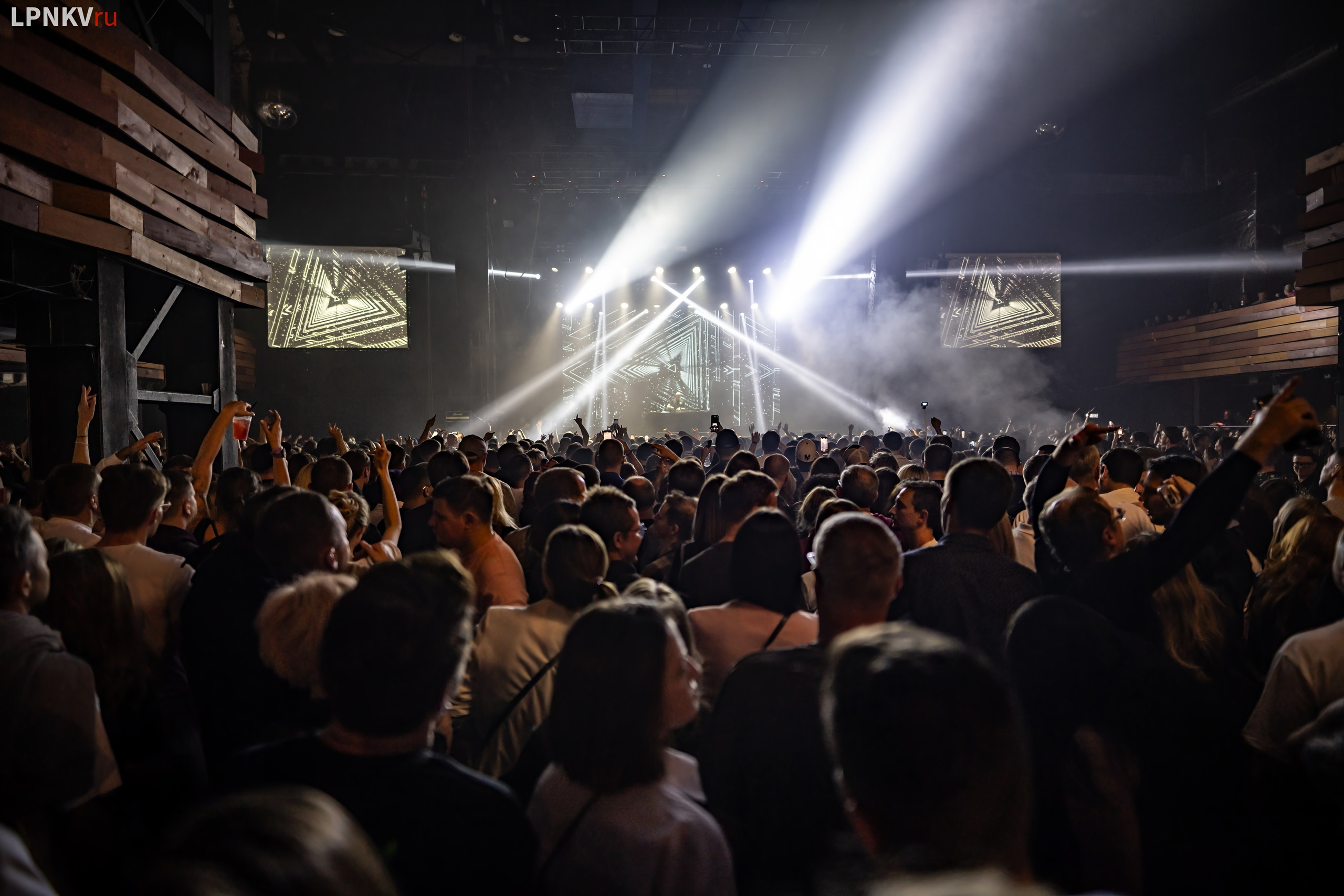 Paul Okanenfold at BASE club Moscow. Репортажный фотограф в Москве