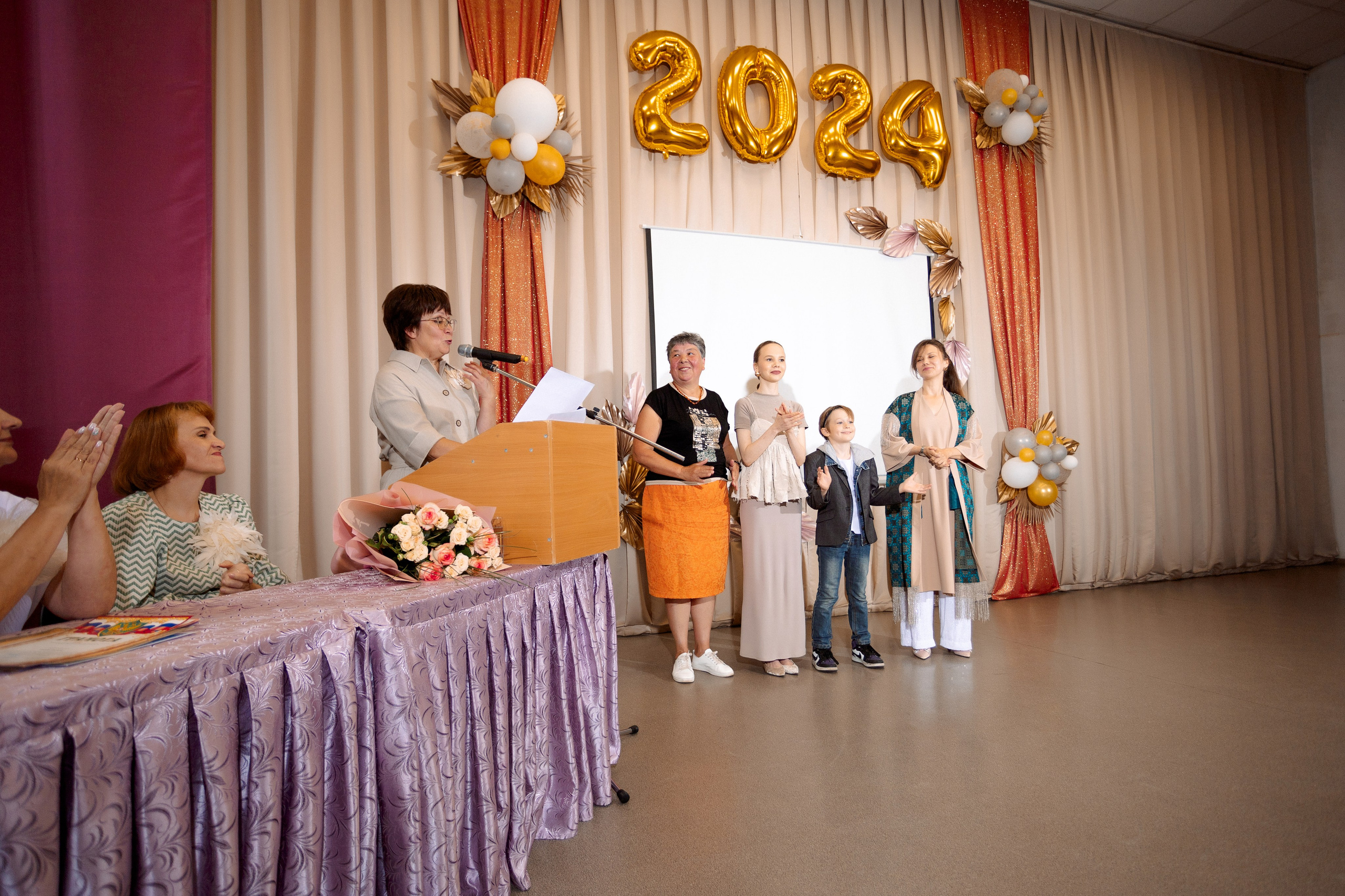 ВРУЧЕНИЕ АТТЕСТАТОВ: Пример. Все фото. Профессиональный фотограф в Ижевске Леша Петров