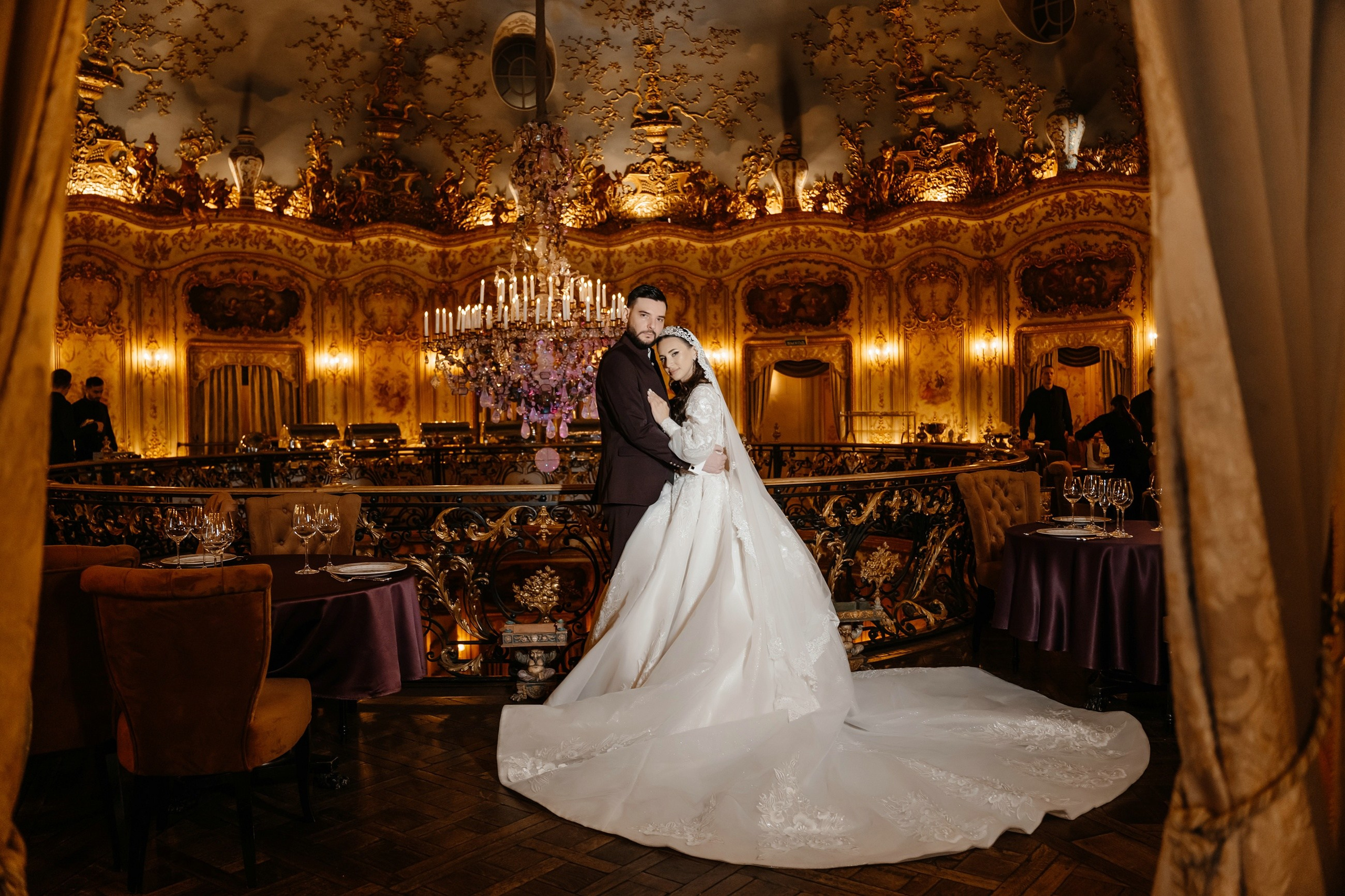 Свадебная фотосессия в ресторане Турандот