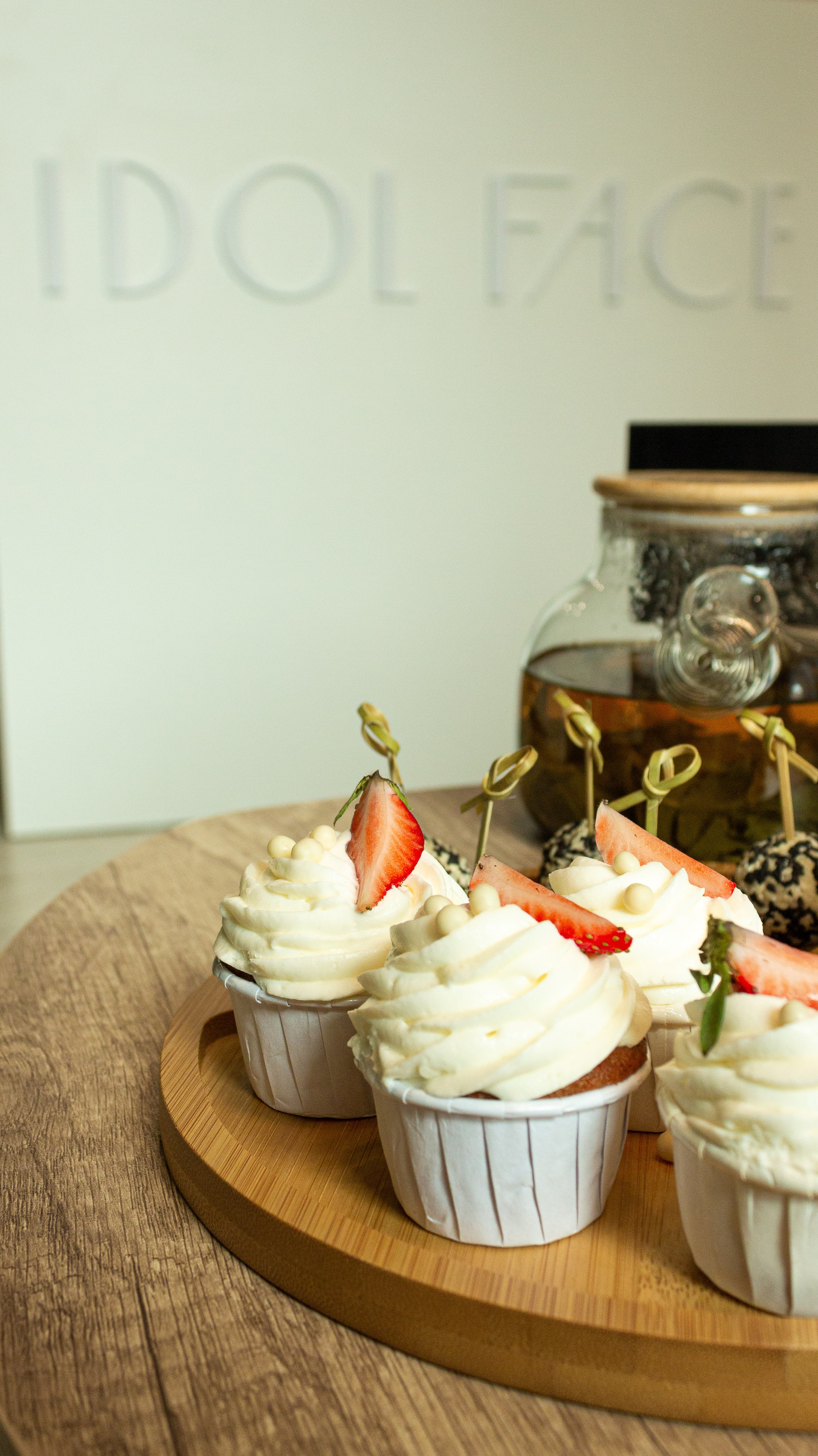 IDOL FACE — Студия лифтинга лица. Фотограф из Новосибирска Артур Шамсутдинов