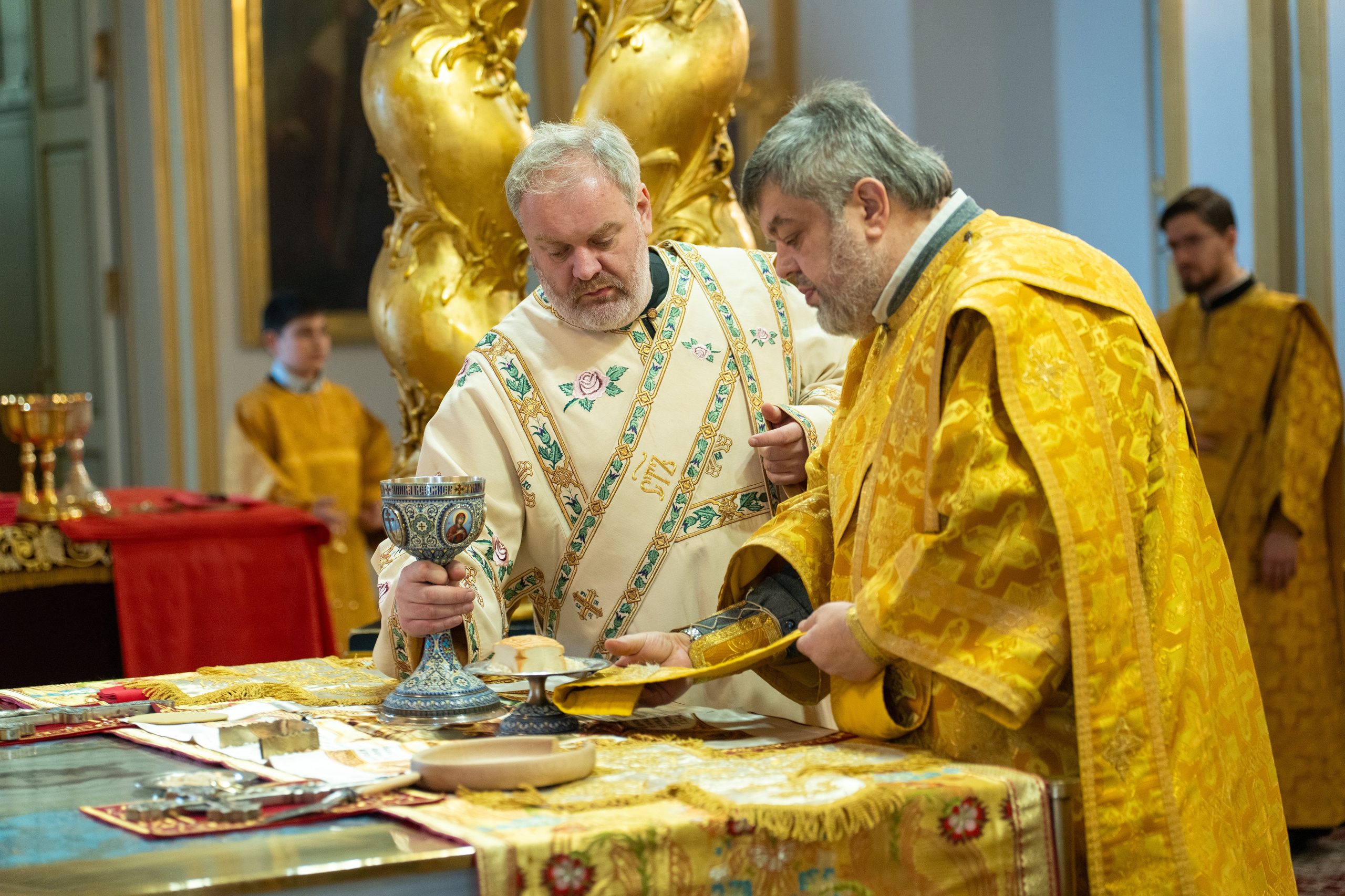 Неделя 23-я по Пятидесятнице. Мчч. Акепсима епископа, Иосифа пресвитера и Аифала диакона. Обновление храма вмч. Георгия в Лидде. НИКОЛО-БОГОЯВЛЕНСКИЙ МОРСКОЙ СОБОР