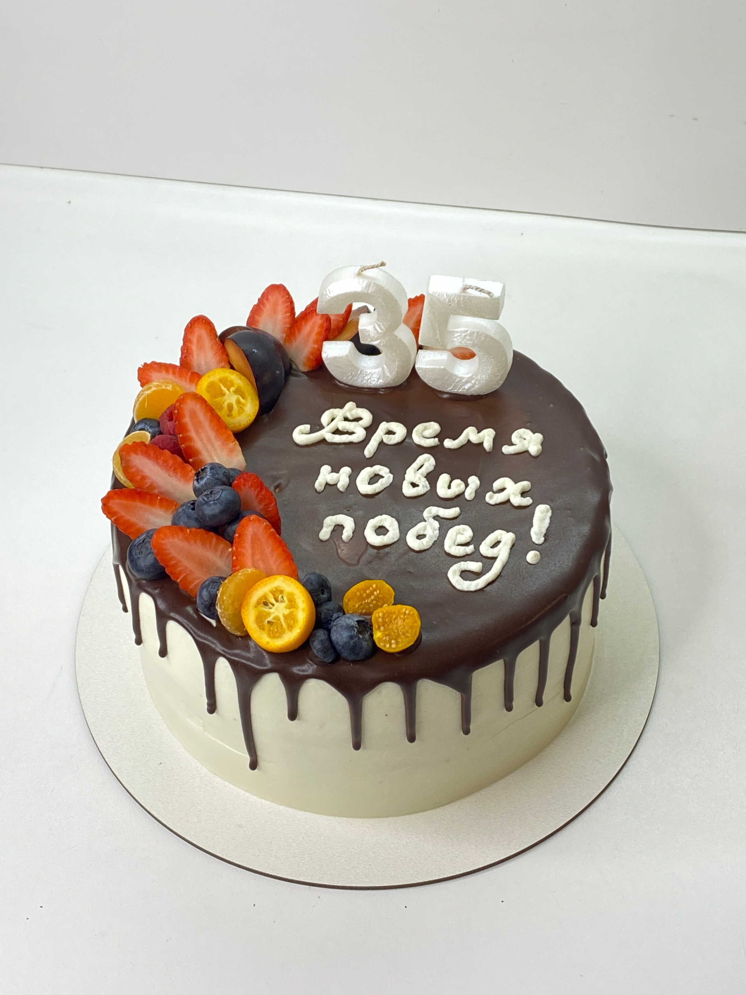 Торты. Katyasugarsugar капкейки, зефир, торты Москва