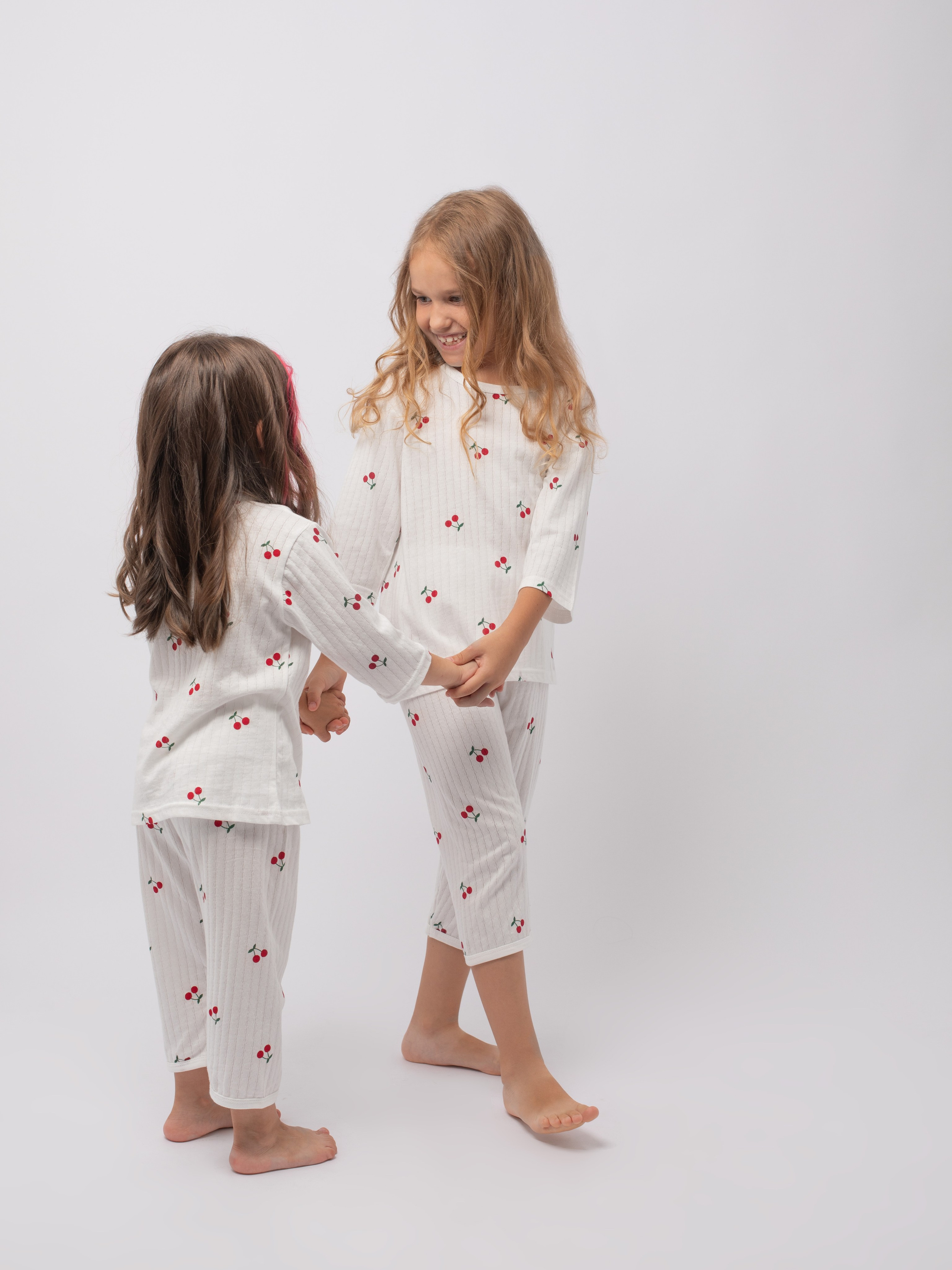 Пижама для девочек. Фотостудия предметной и модельной съёмки для маркетплейсов
