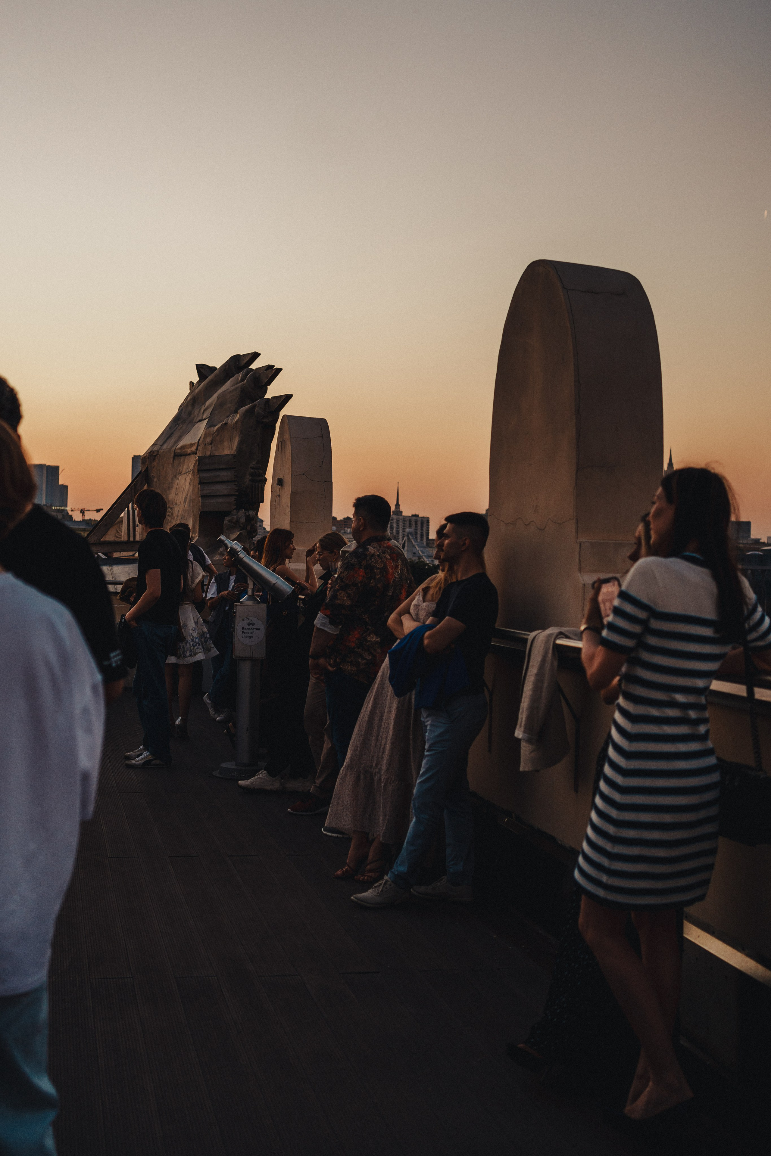 Выставка на крыше Парка Горького. Семейный и детский фотограф и видеограф в Москве, Серпухове и Тарусе Валерия Сорокина