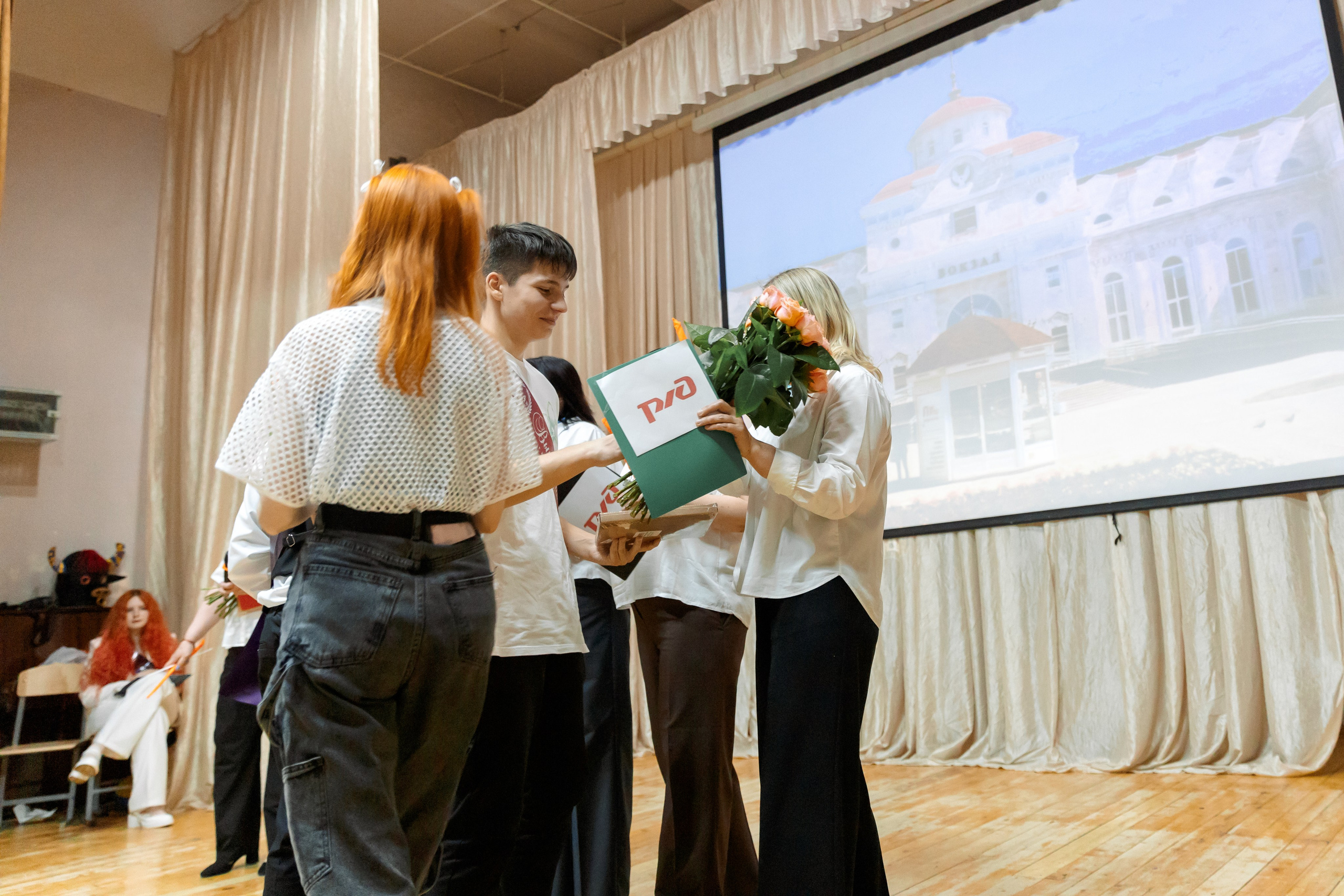 Выпускной шк 88 9-е кл. 24.05.2024. Свадебный и Семейный фотограф г. Ижевск Гульназ Солдатова. Гульназ фото
