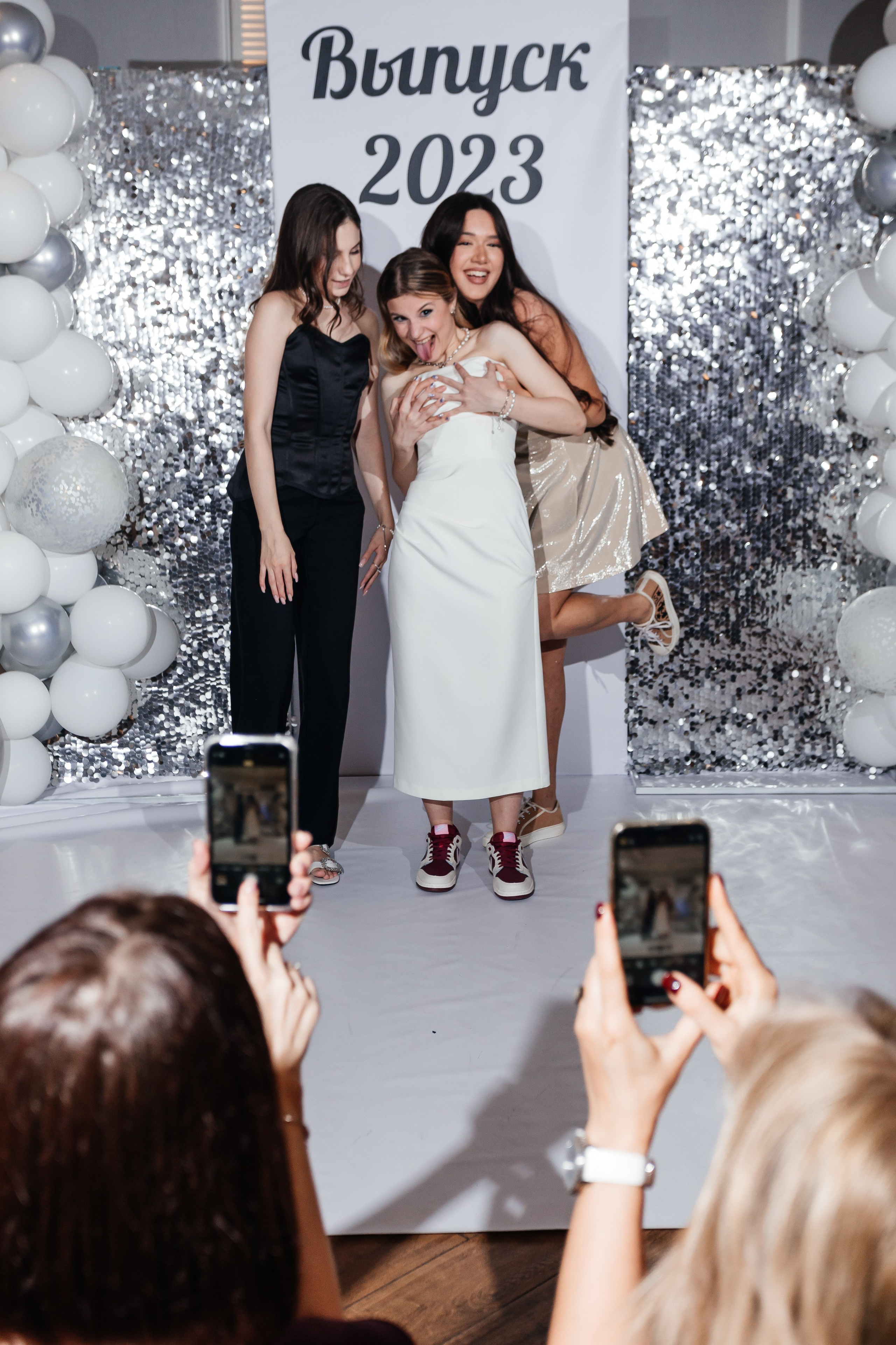 Выпускной 11 «А». Школа № 42. Свадебный фотограф в Краснодаре Николай Крауз