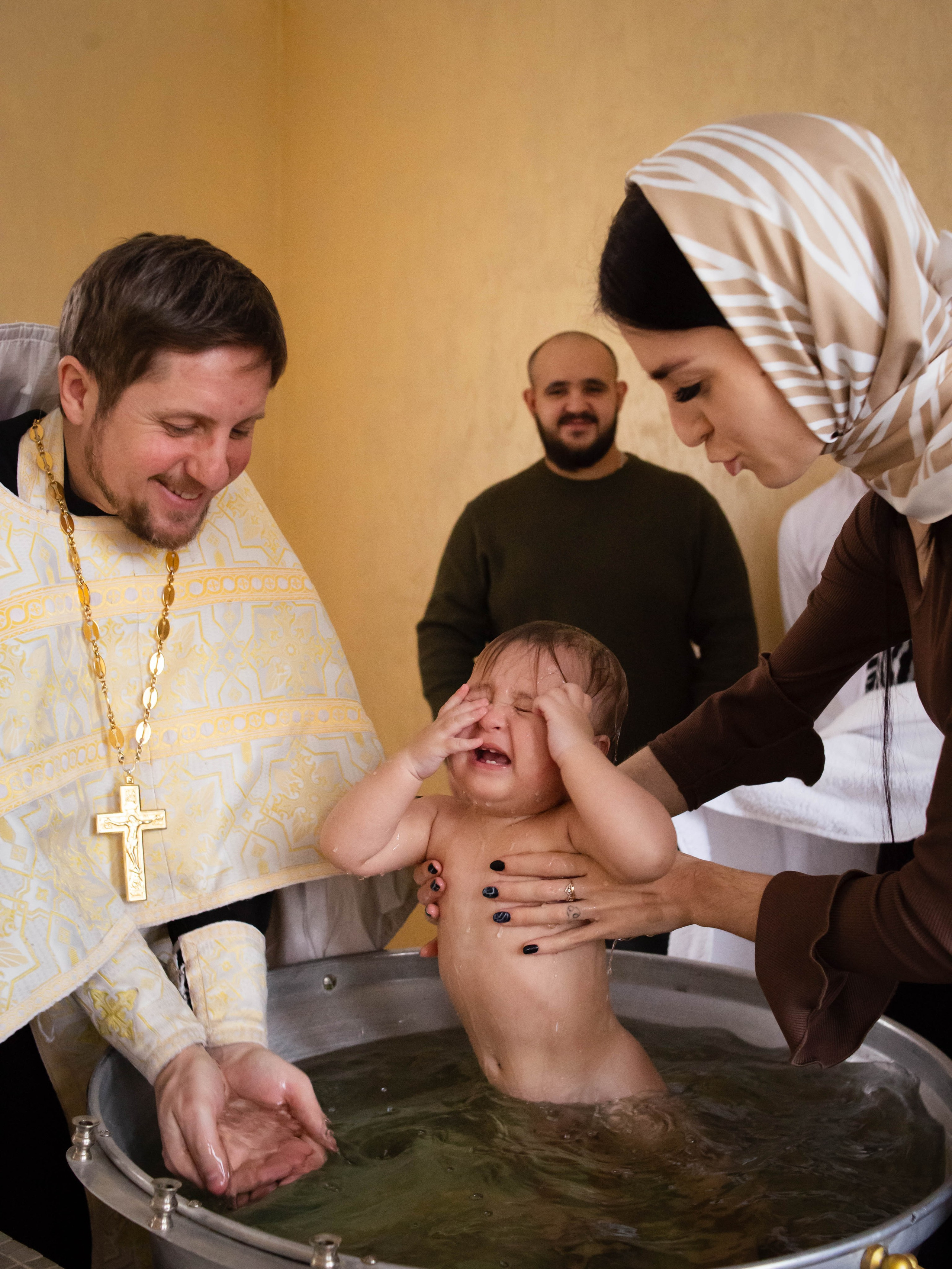 Крещение Эмира. Семейный фотограф Софи Симакова в Волгограде и Волжском