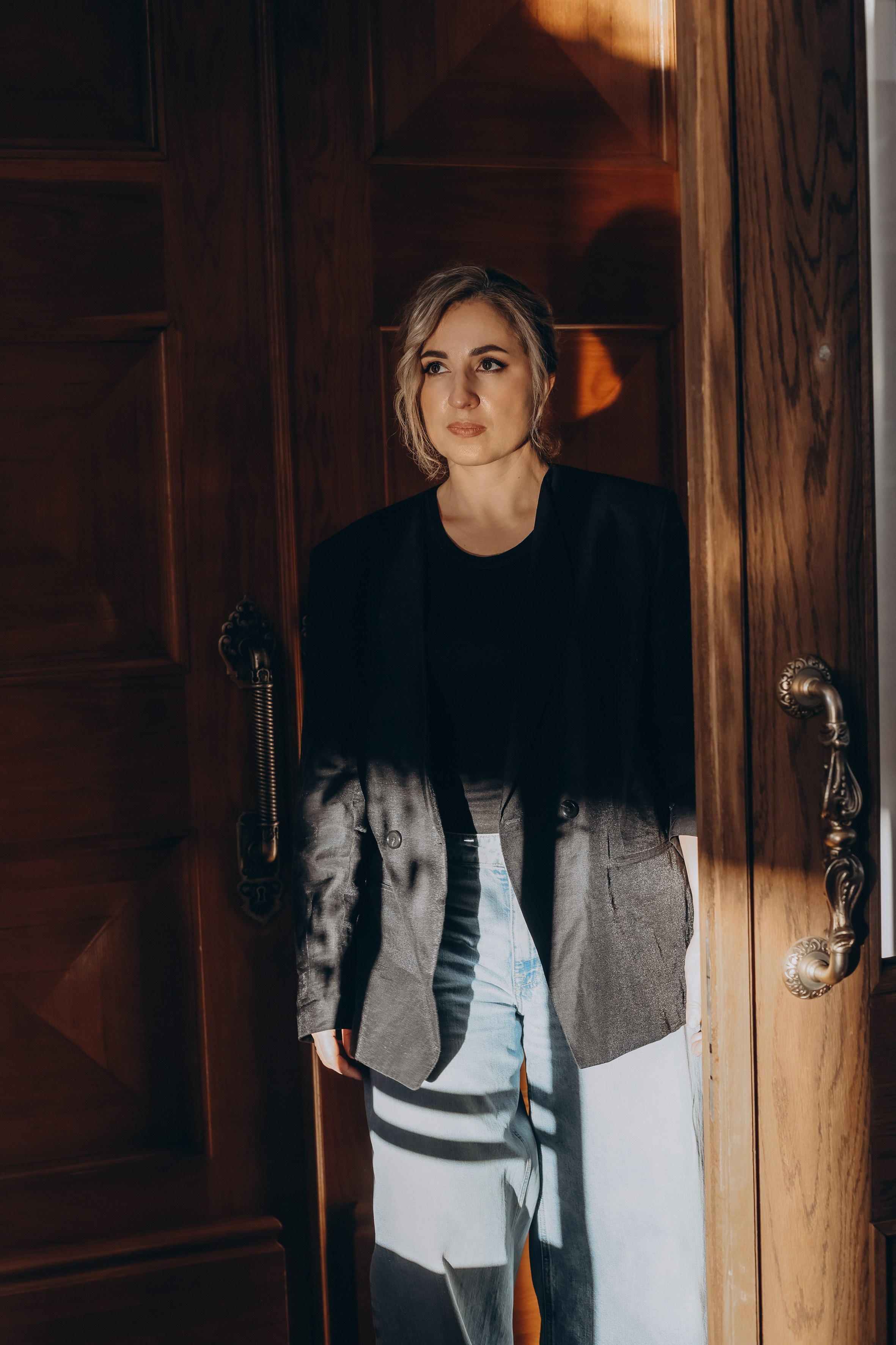 Яна и библиотека (репортажный портрет). Портретный и репортажный фотограф в Москве, Ольга Ларема