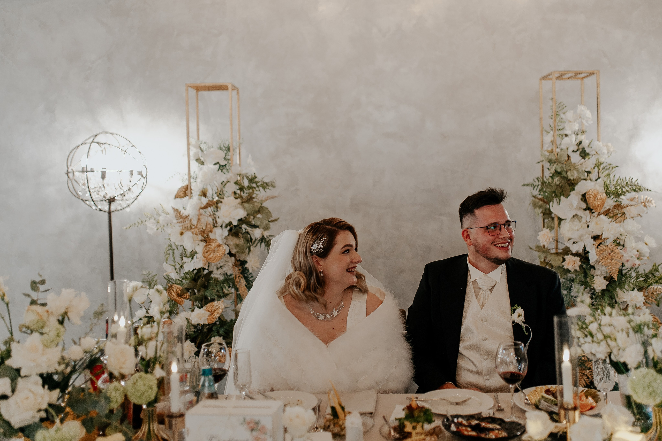 Свадебные фотографии из Эрмитажа. Фотограф в Санкт-Петербурге Лиза Семченкова