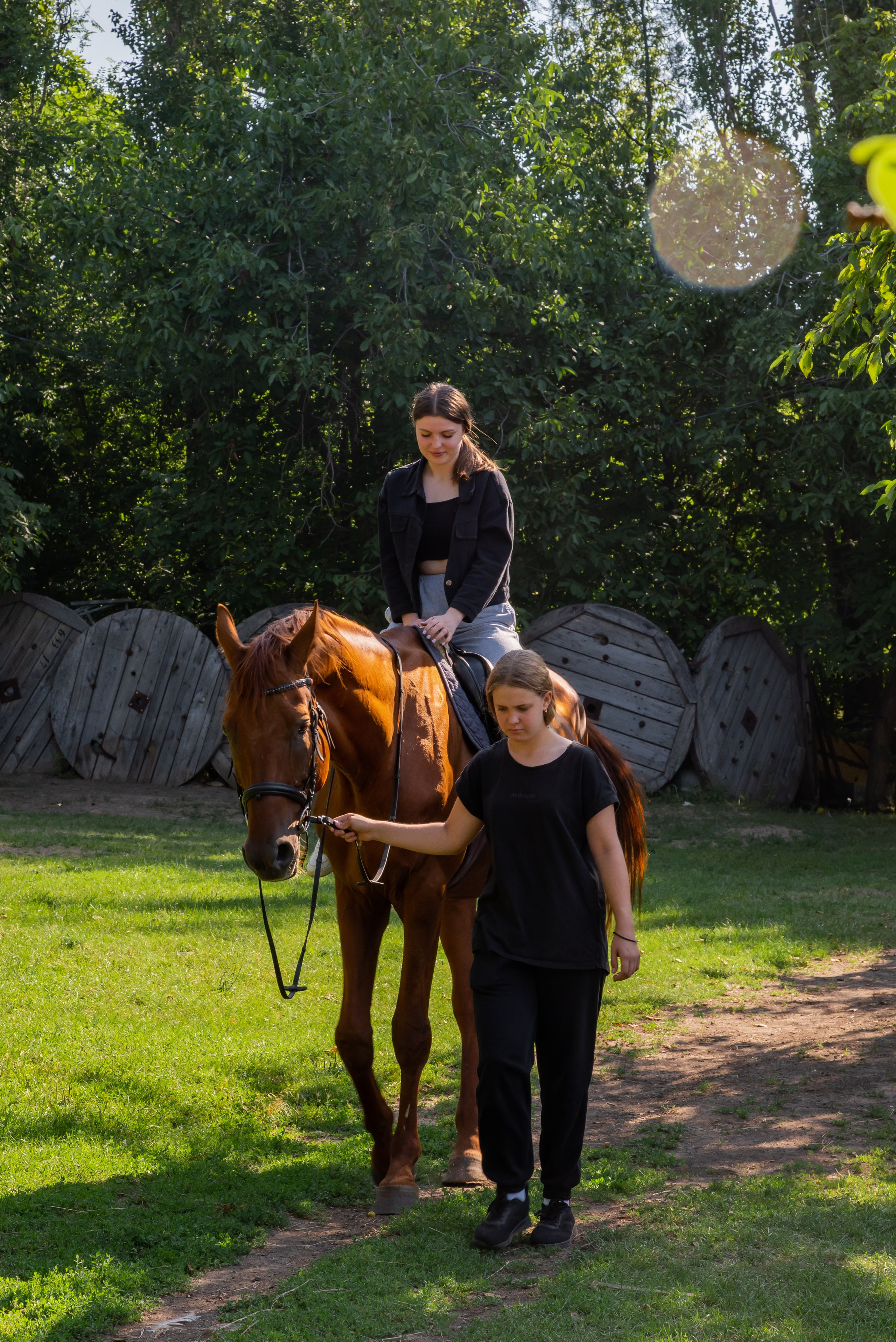 Конная прогулка. Фотограф Галина Нестерова