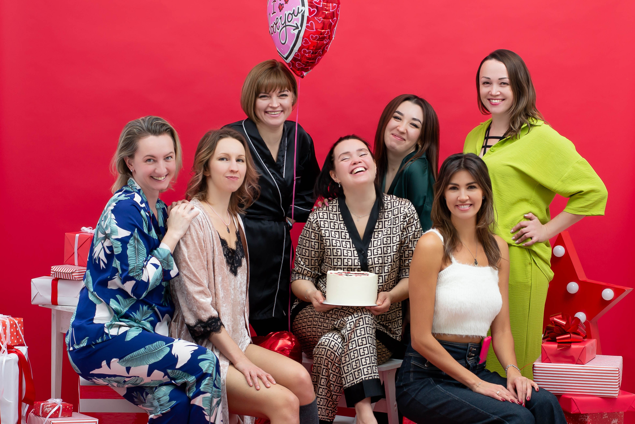 ДР Юлии в студии Клевер. Екатерина Бикбаева фотограф, видеограф, медиа-продюсер