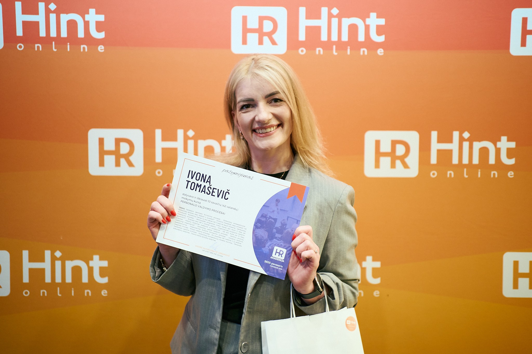 HR Hint Online. Photographer in Vilnius