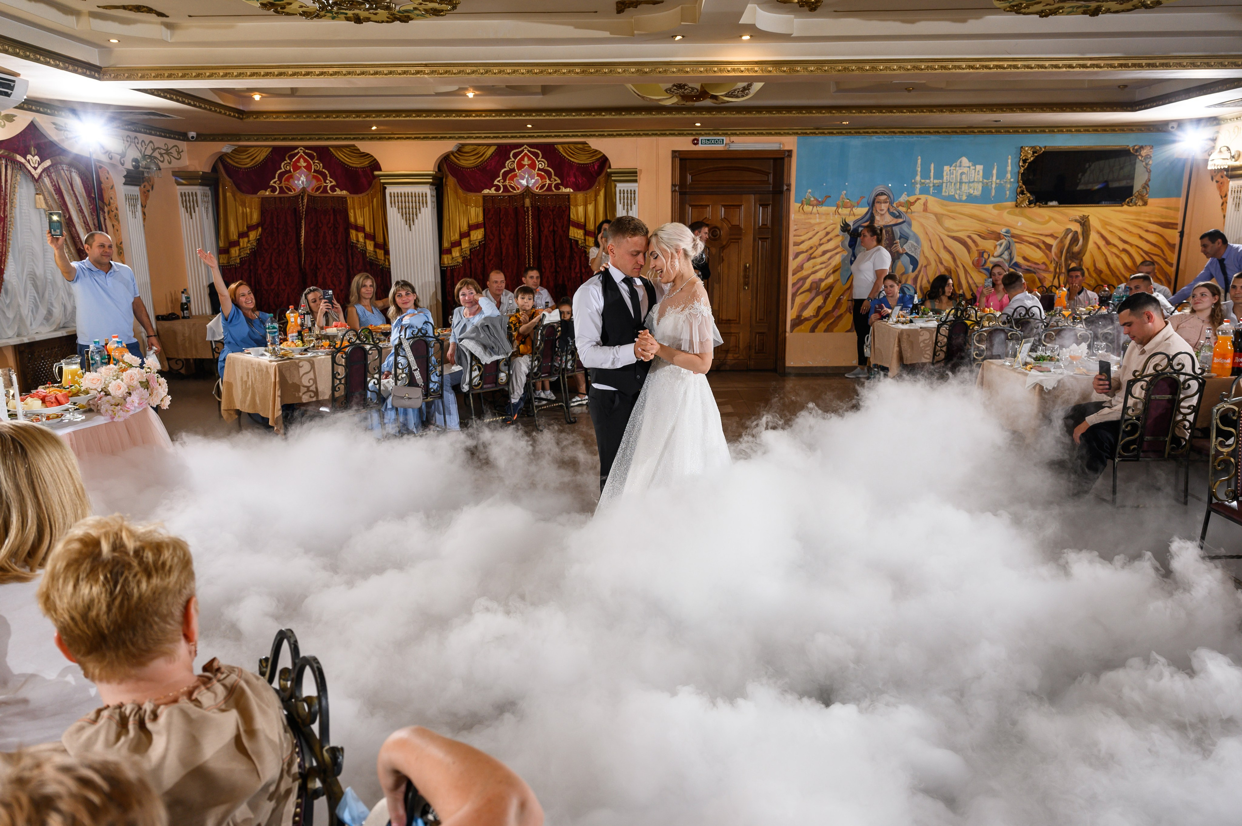 Свадебная фотосессия гостиничный комплекс Бережки Холл. Свадебный фотограф Москва Юрий Кульман