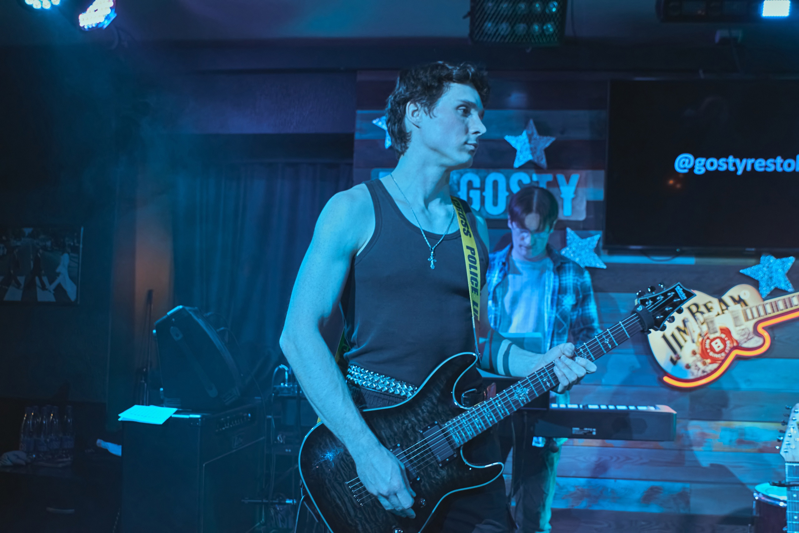 18 февраля в GOSTY — Караоке & Рок Бар Pink Eye Paranoia. Ёлкин Александр Фотограф