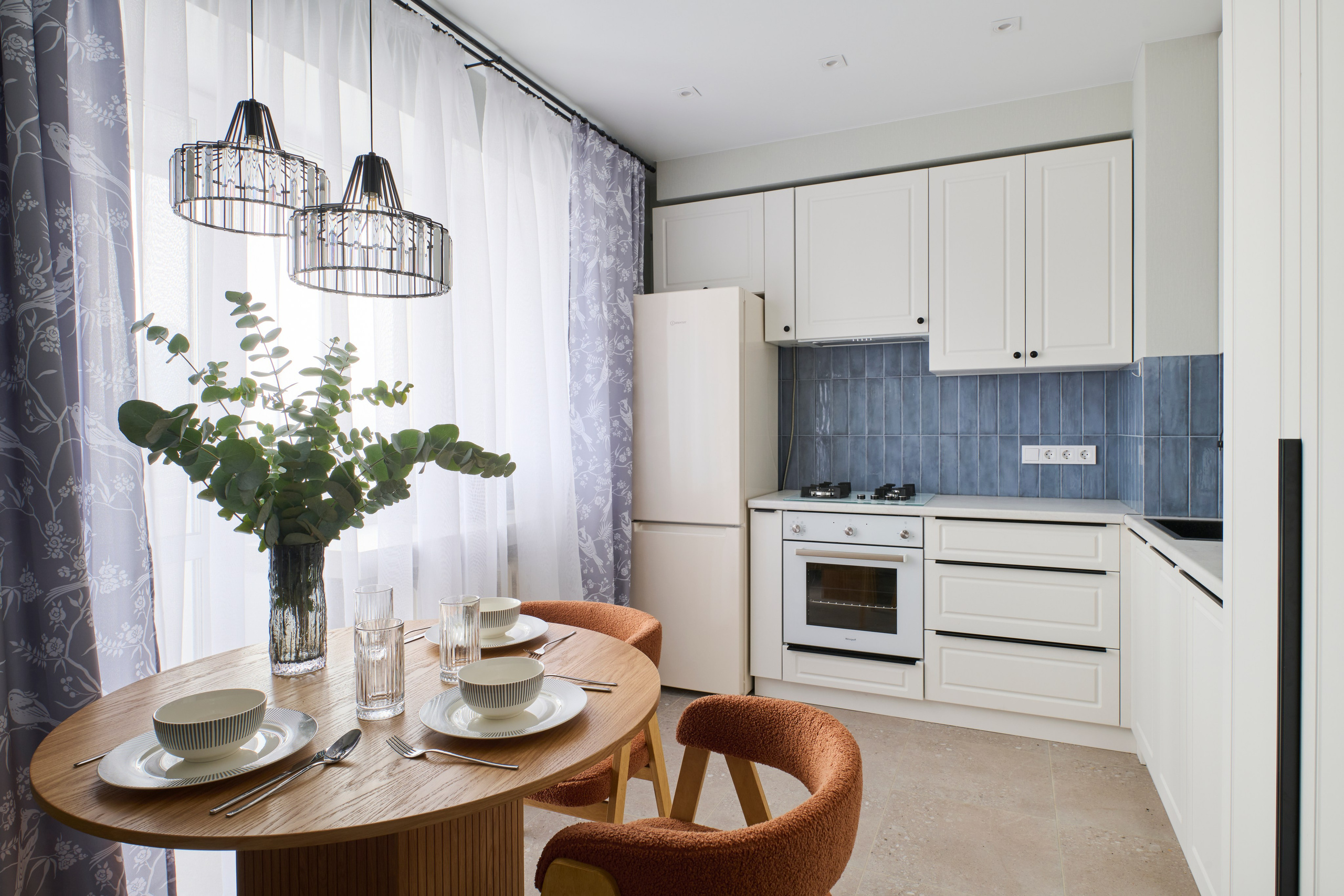 Светлая квартира под аренду. Автомобильный и интерьерный фотограф в Минске Александр Тагаев