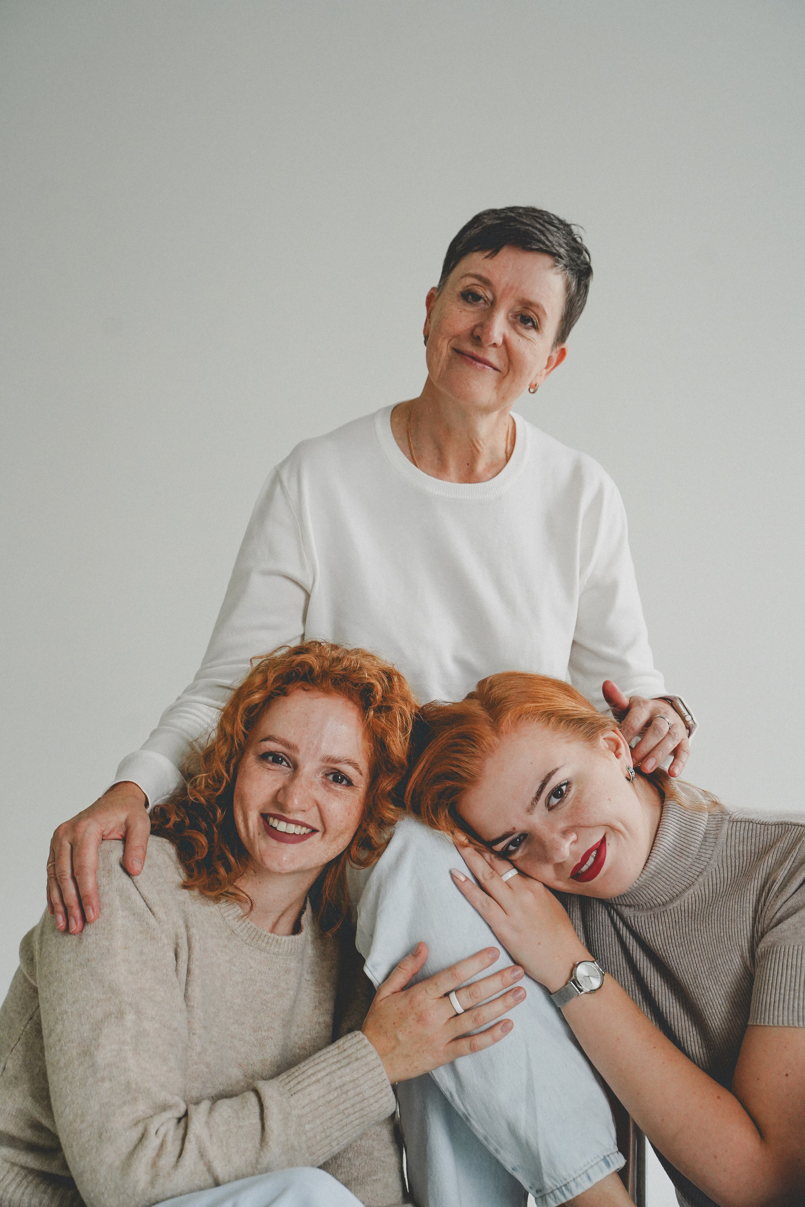 Семейная фотосессия в студии. Семейный и женский фотограф в Краснодаре Анастасия Приймак