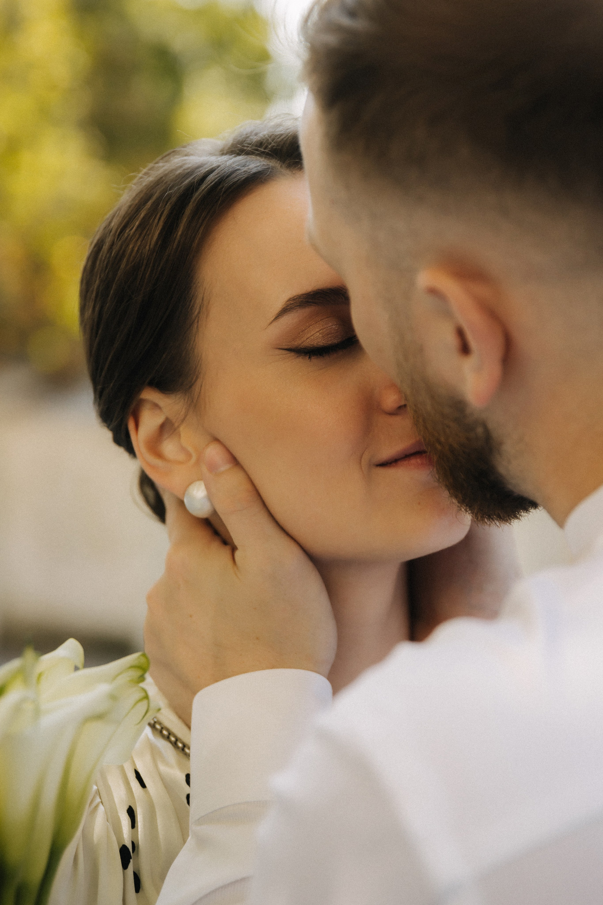 Сергей и Алия, роспись в Савеловском ЗАГСе и прогулка по Китай городу. Свадебный и портретный фотограф в Москве Кристина Золотова