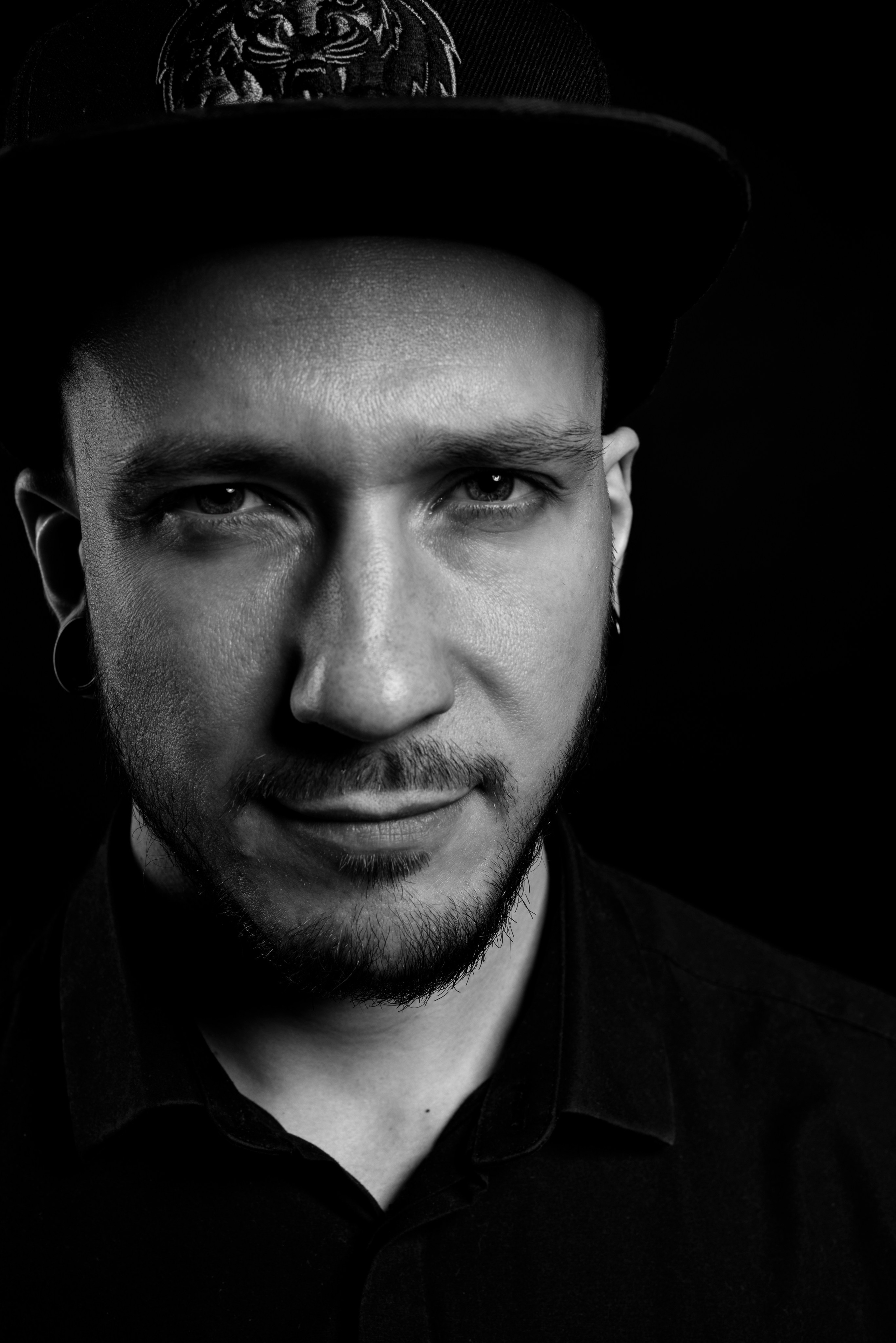 Артем. Я — Фотограф из Хабаровска