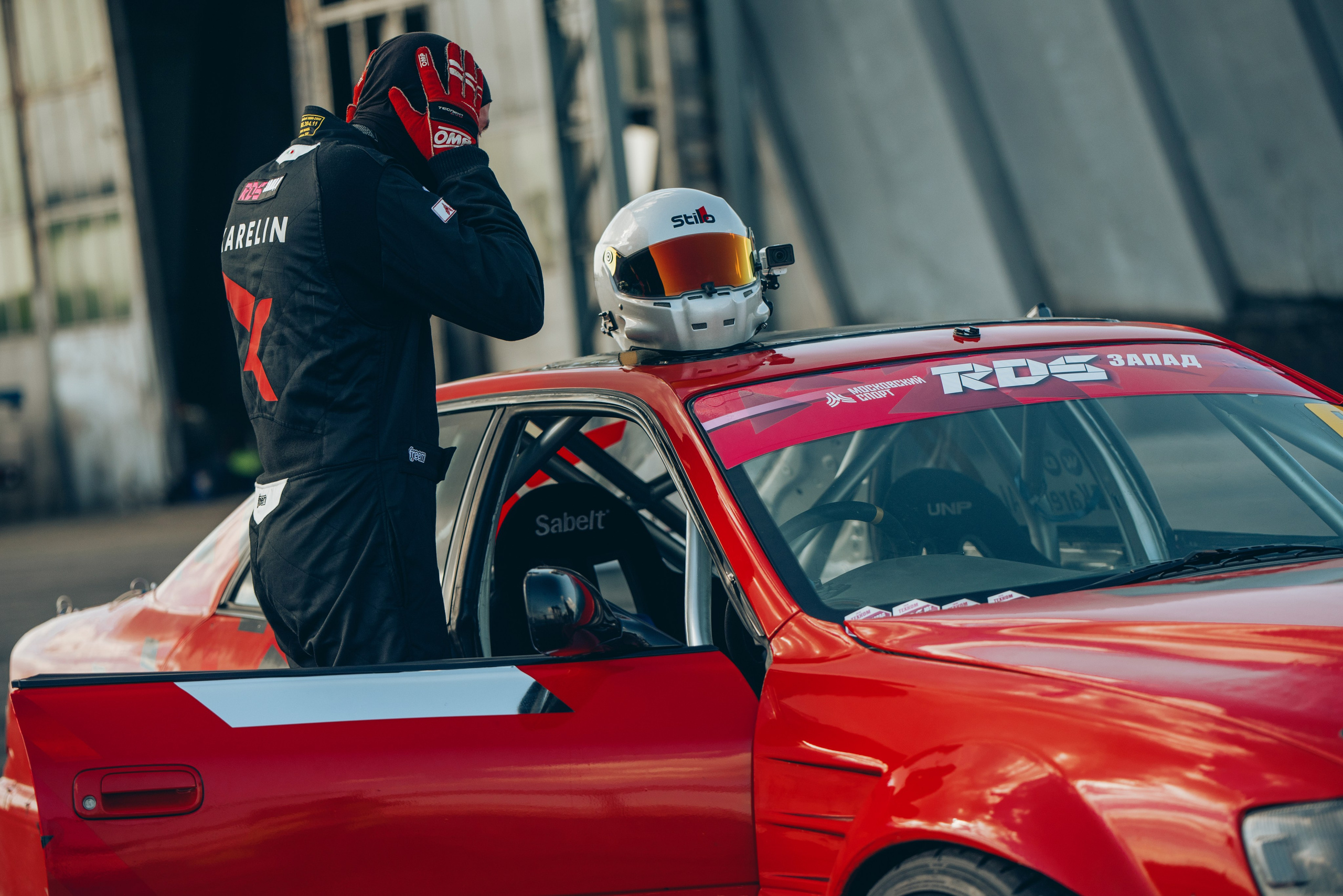 Rds запад ADM Raceway. DeLorein