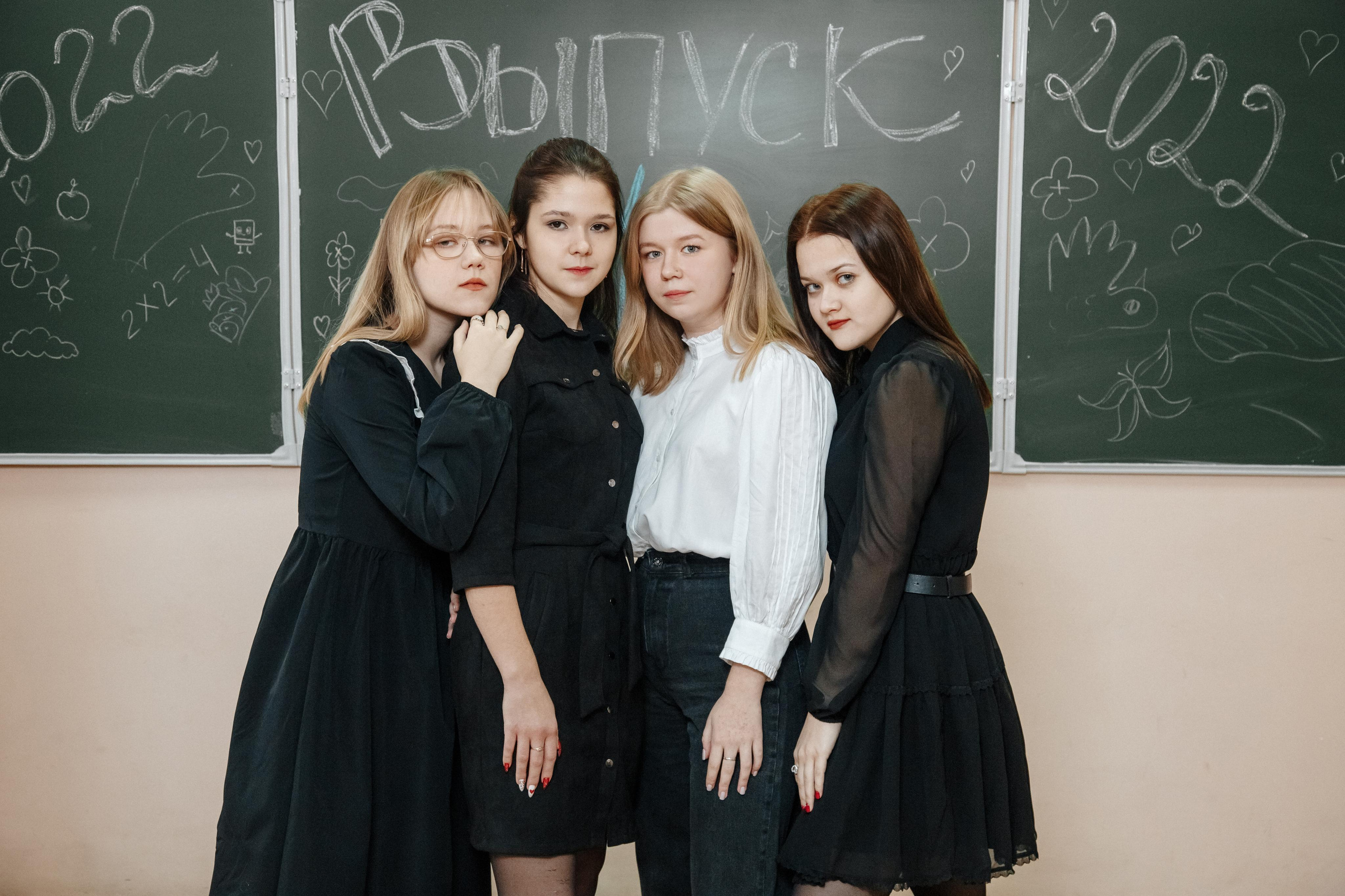 Для 9 и 11 классов. Фотограф в Тюмени Ольга Шульц