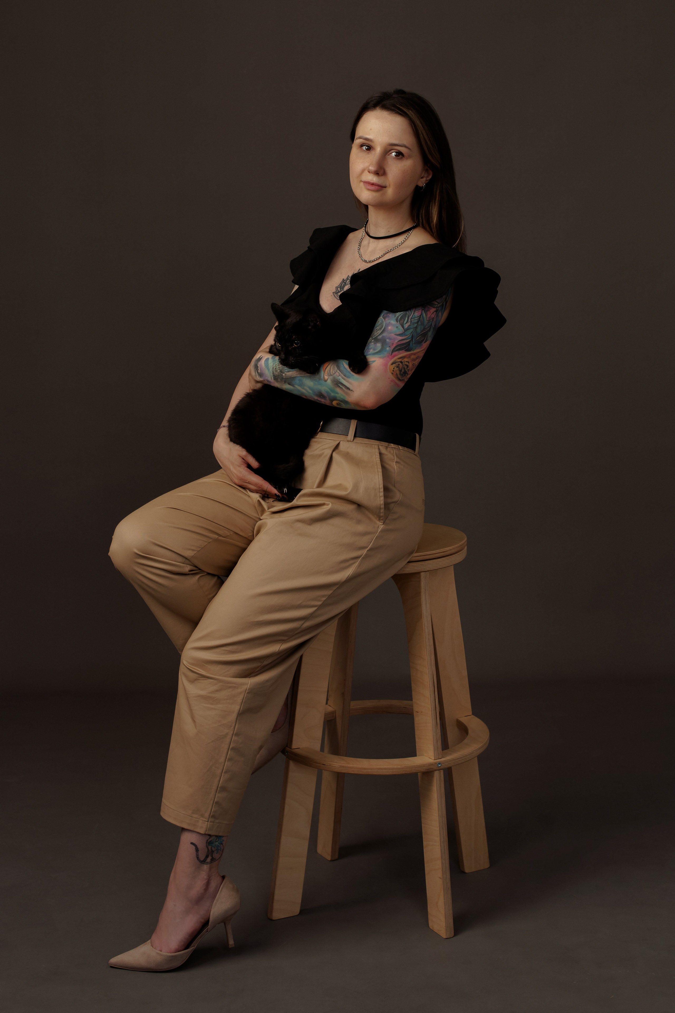 Анна с котиком. Женский фотограф в Москве и МО